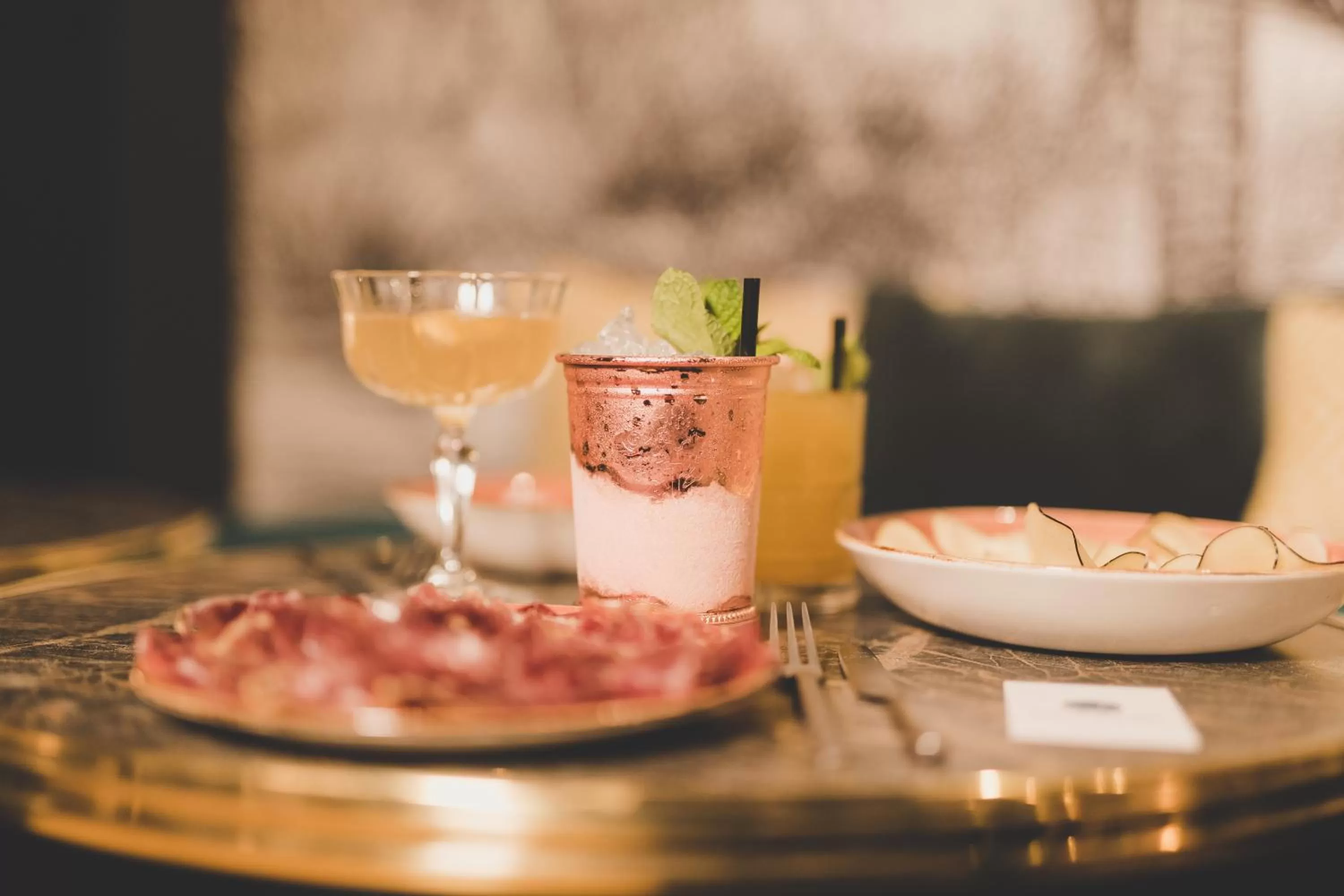 Food and drinks in Hôtel Saint-Julien