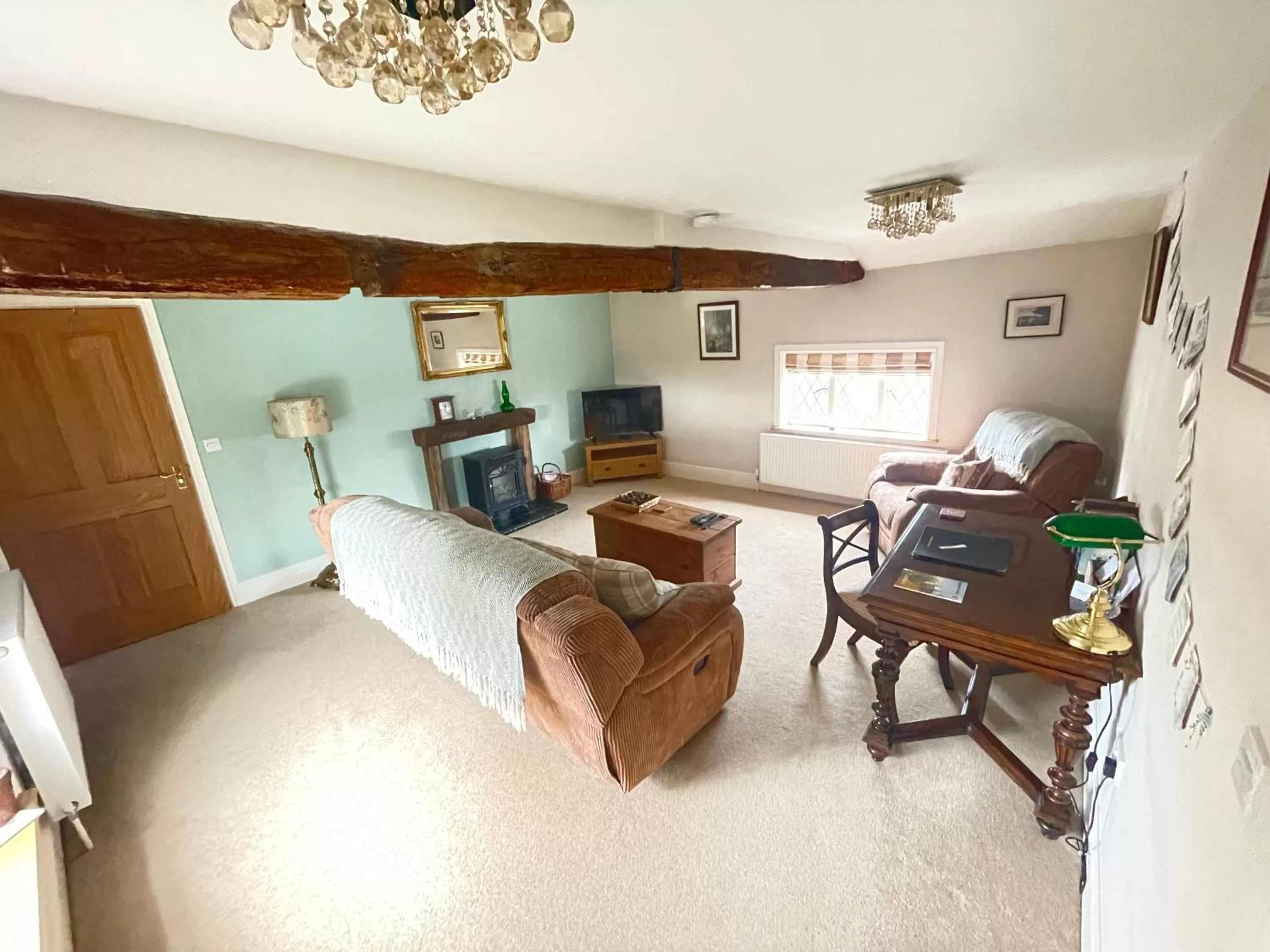 TV and multimedia in Eagle House - Award Winning B&B and Apartment