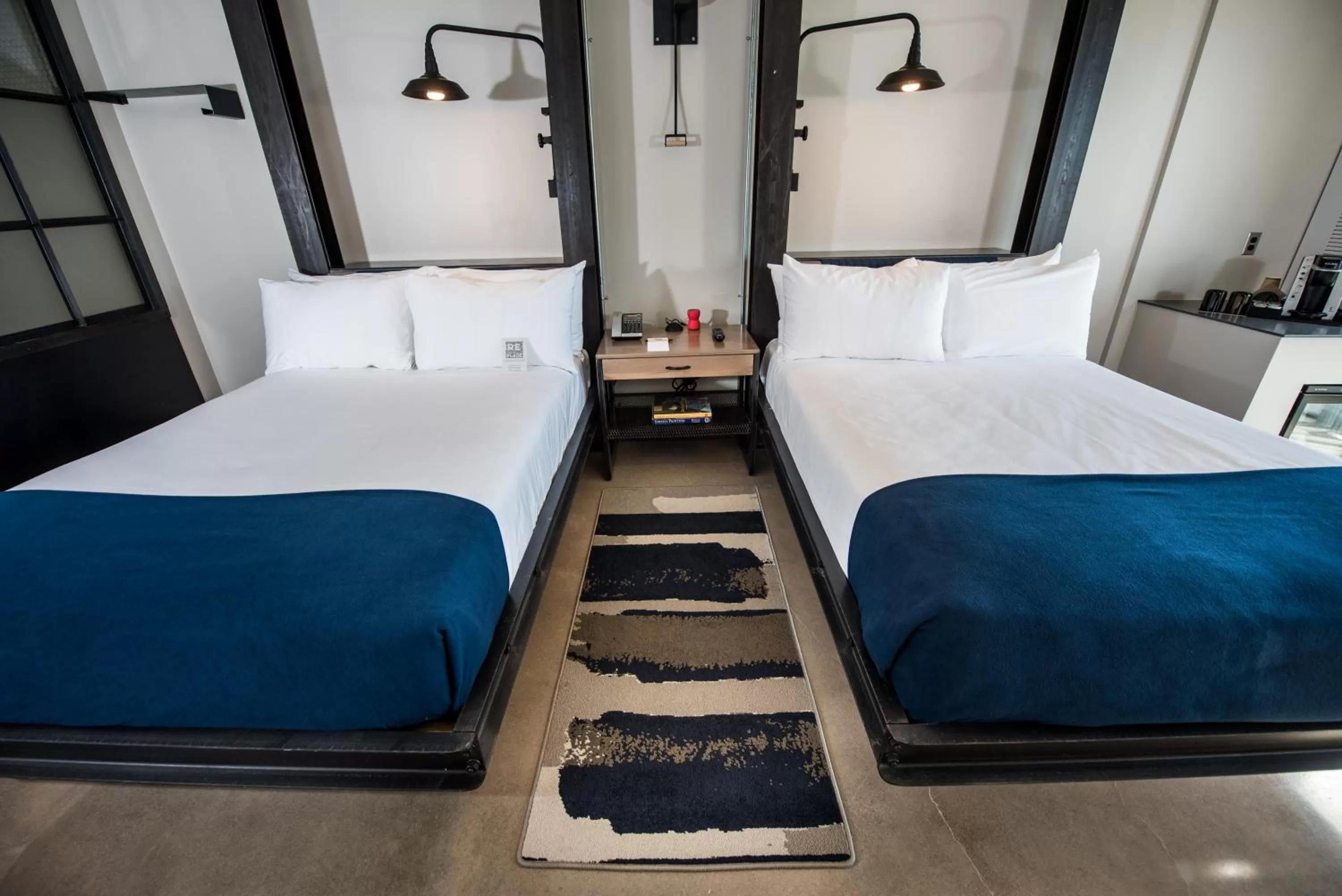 Bedroom, Bed in Found Re Phoenix