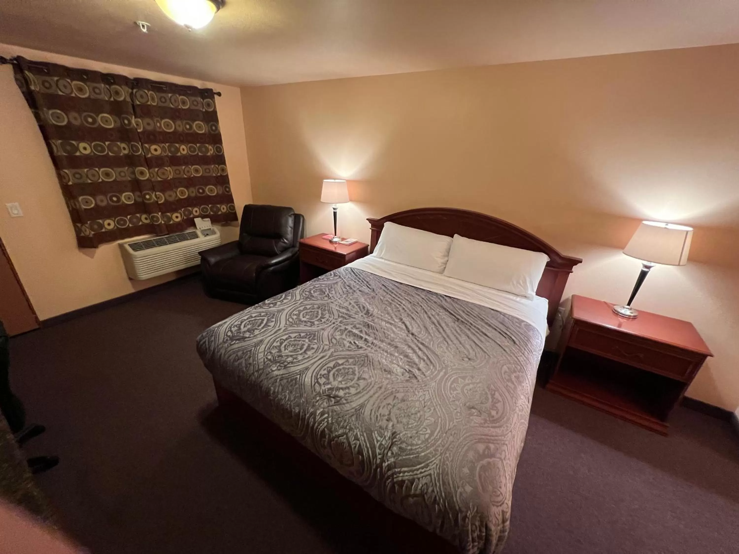 Bed in Frazier View Motel