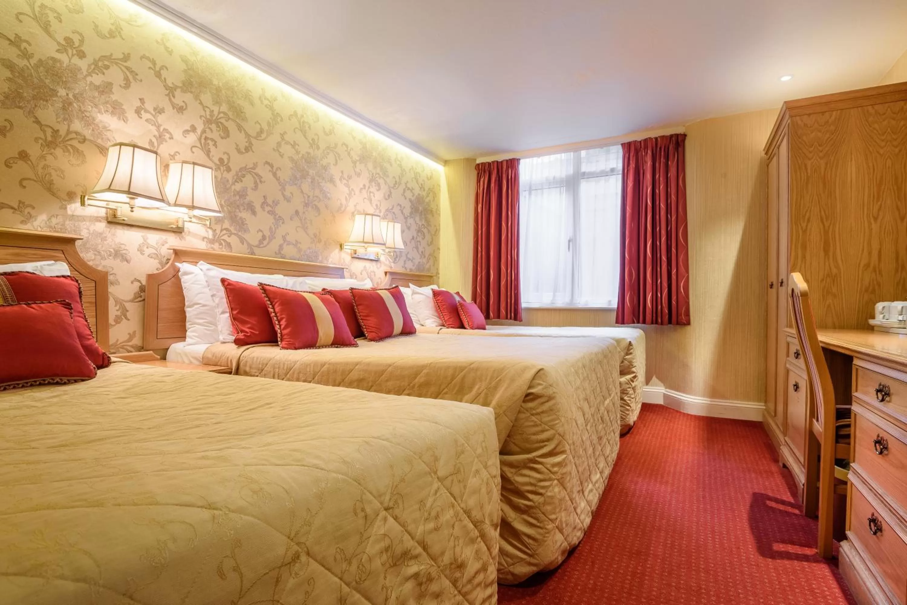 Bed in The Montana Hotel