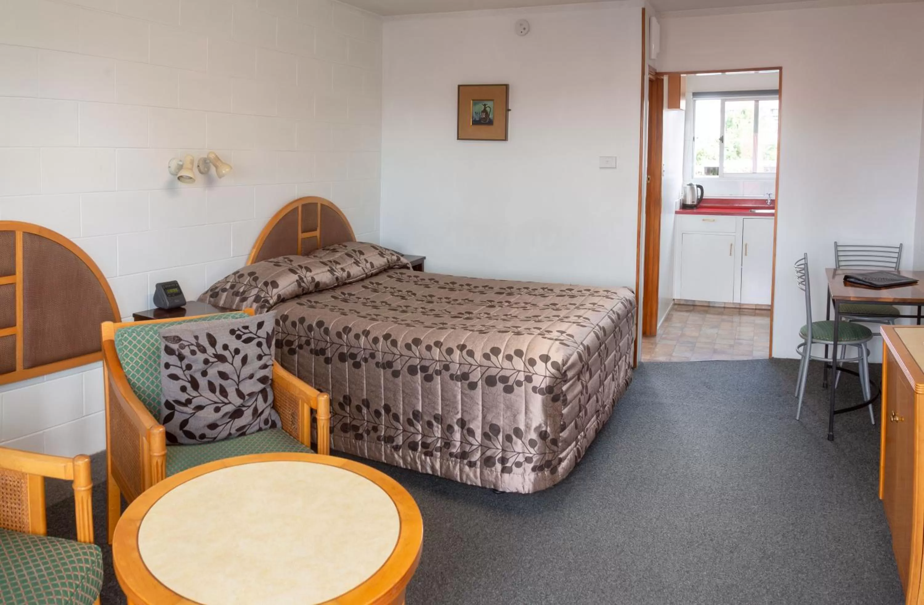 Bed in New Haven Motel