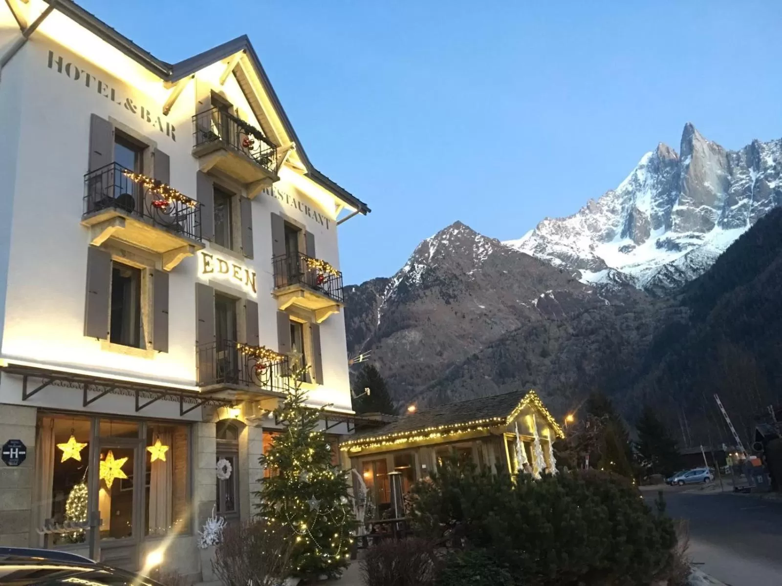 Property building in Eden Hotel, Apartments and Chalet Chamonix Les Praz