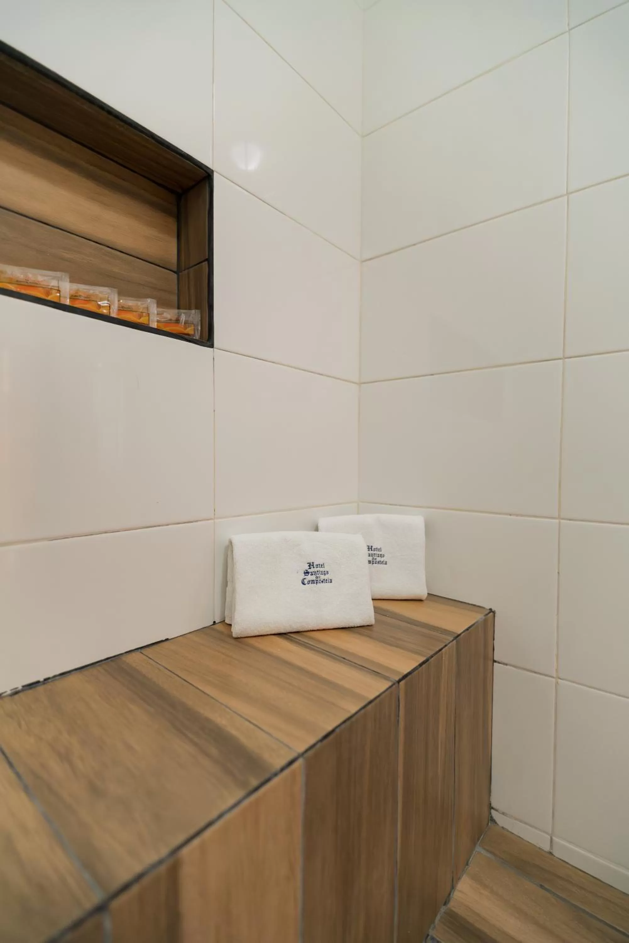 Bedroom, Bed in Hotel Santiago De Compostela - Guadalajara Centro Historico