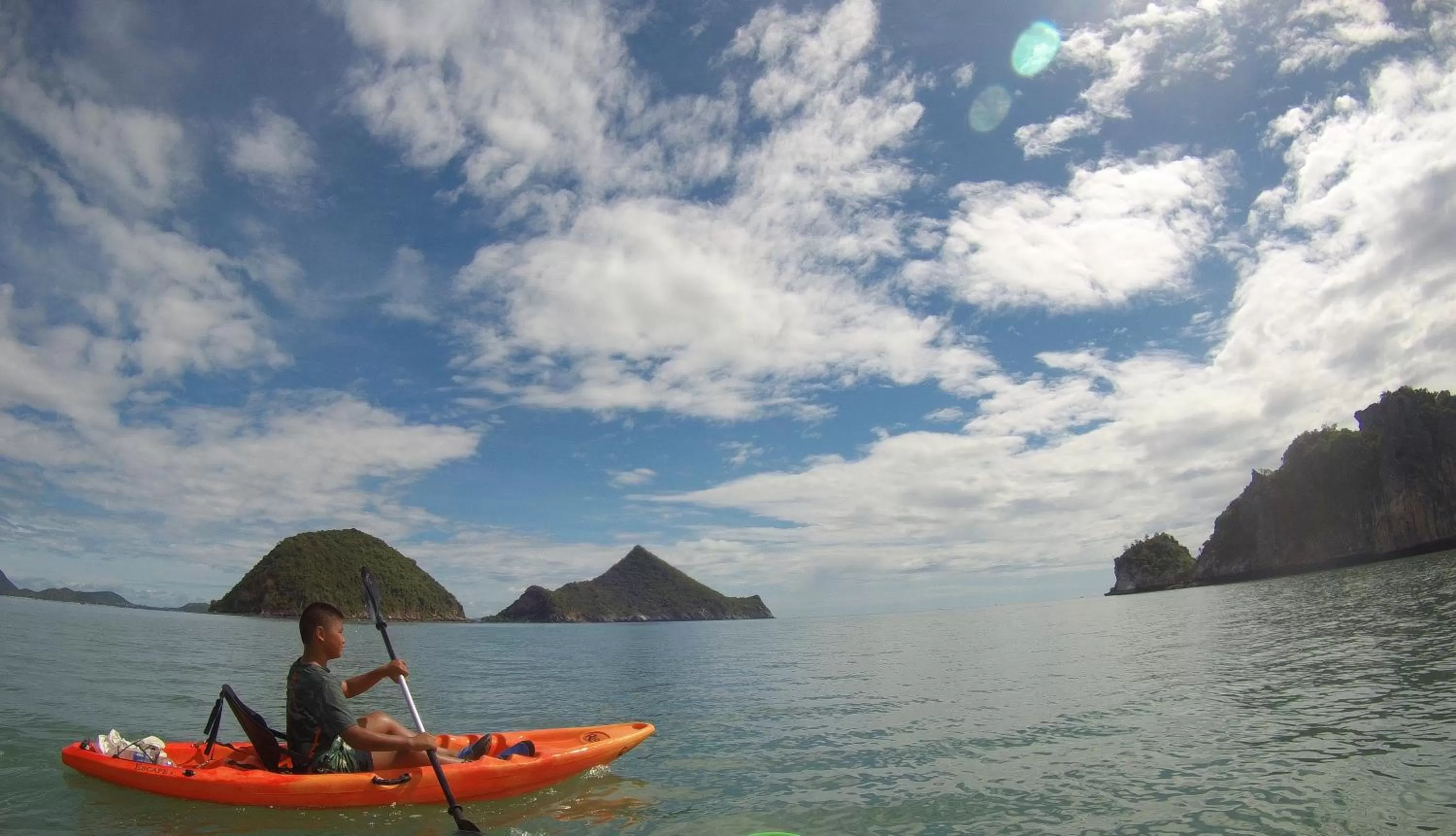 Canoeing in Jing Jo Boutique Bungalow