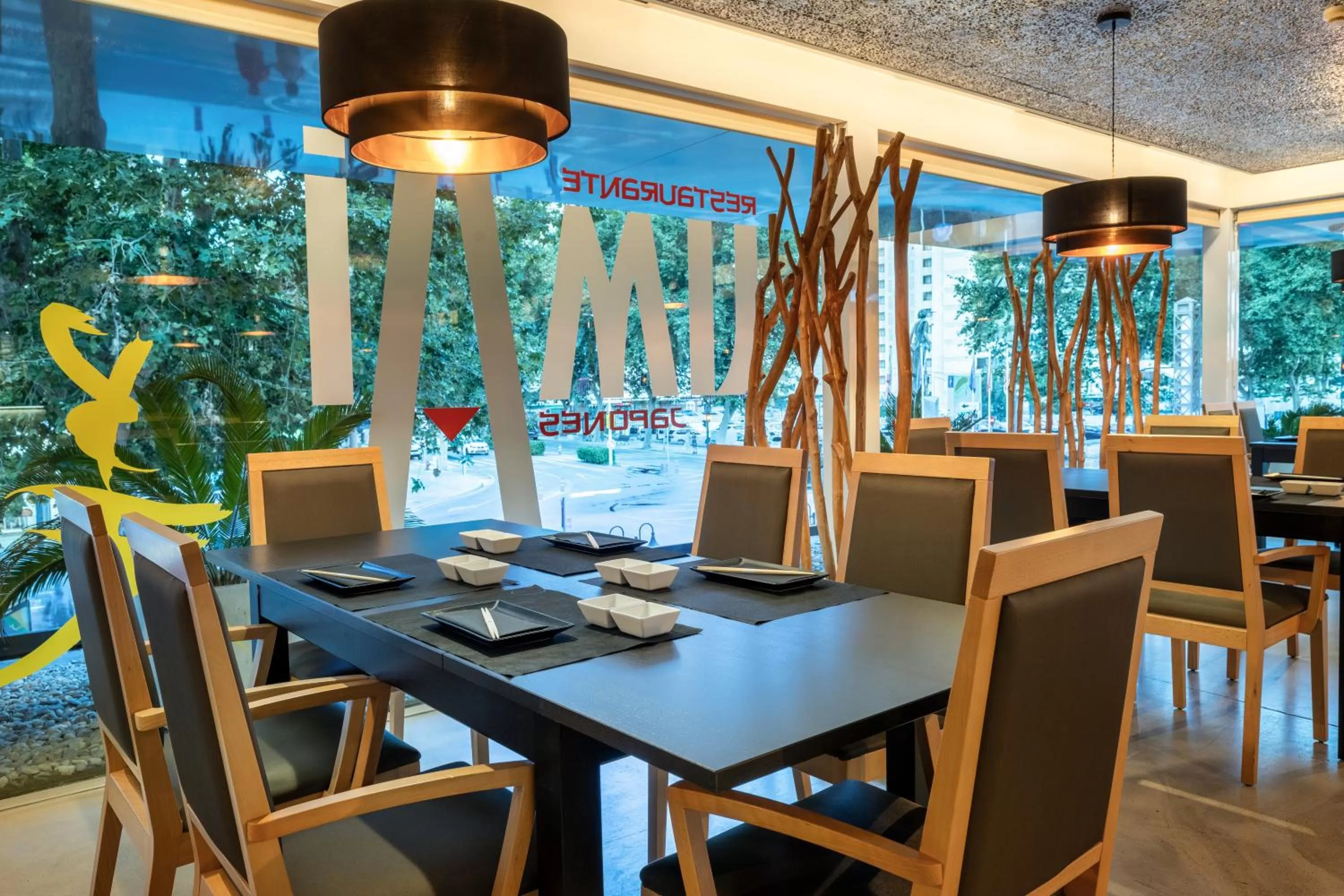 Restaurant/places to eat in Climia Belroy 4 Sup