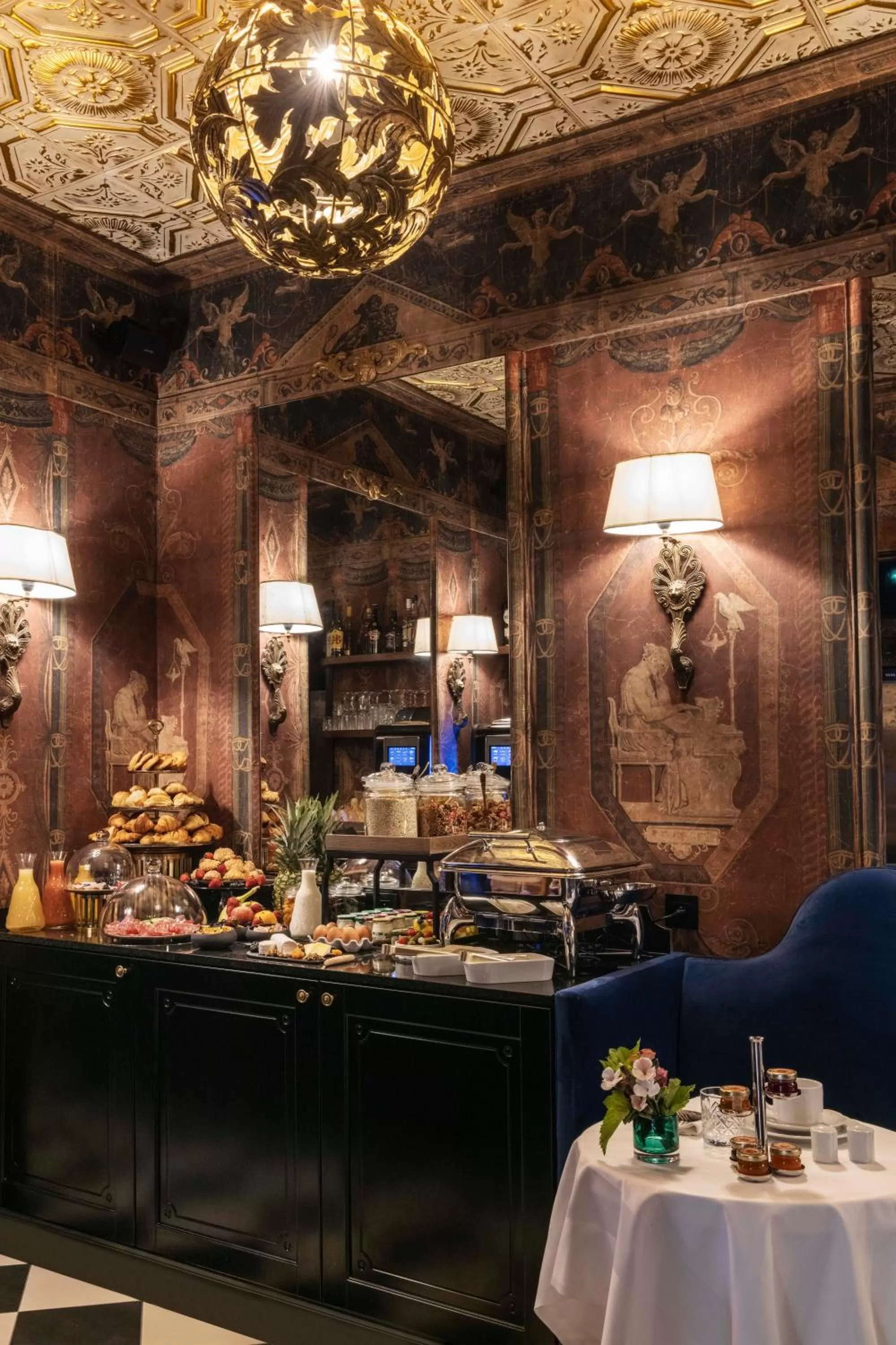 Breakfast in Hôtel Vinci Due & Spa