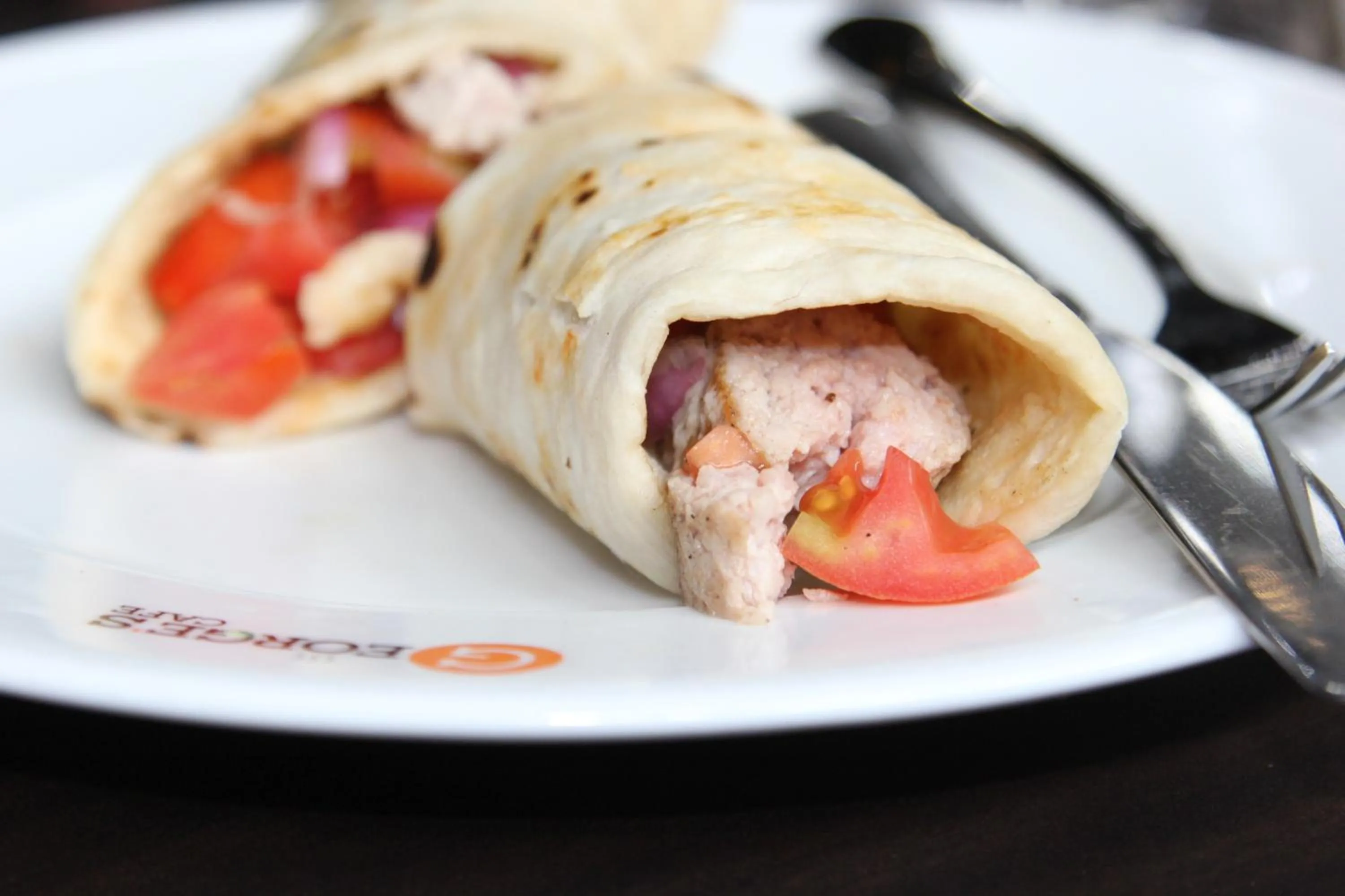 Food and drinks in Richmond Hotel & Suites