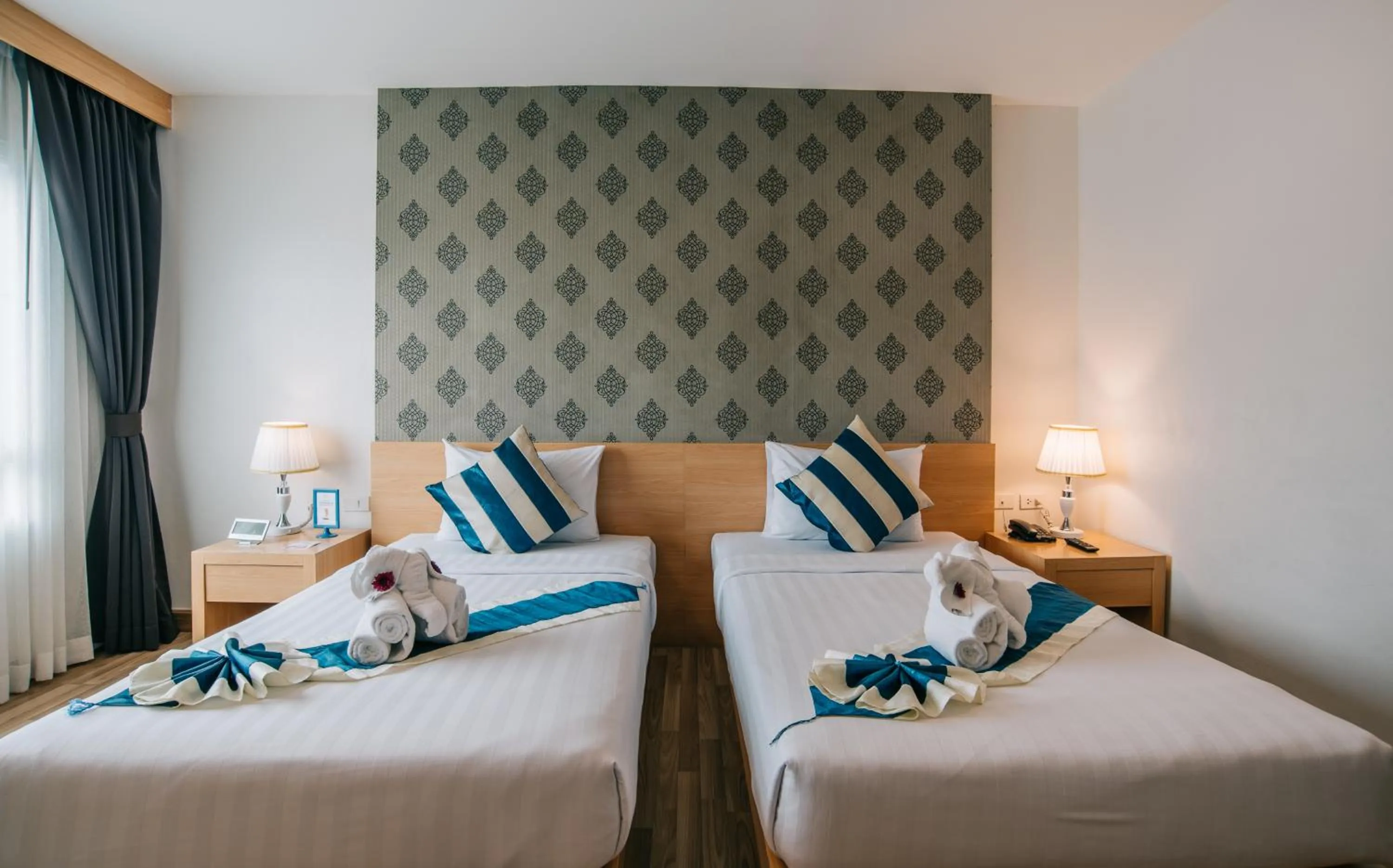 Bed in iCheck inn Central Patong