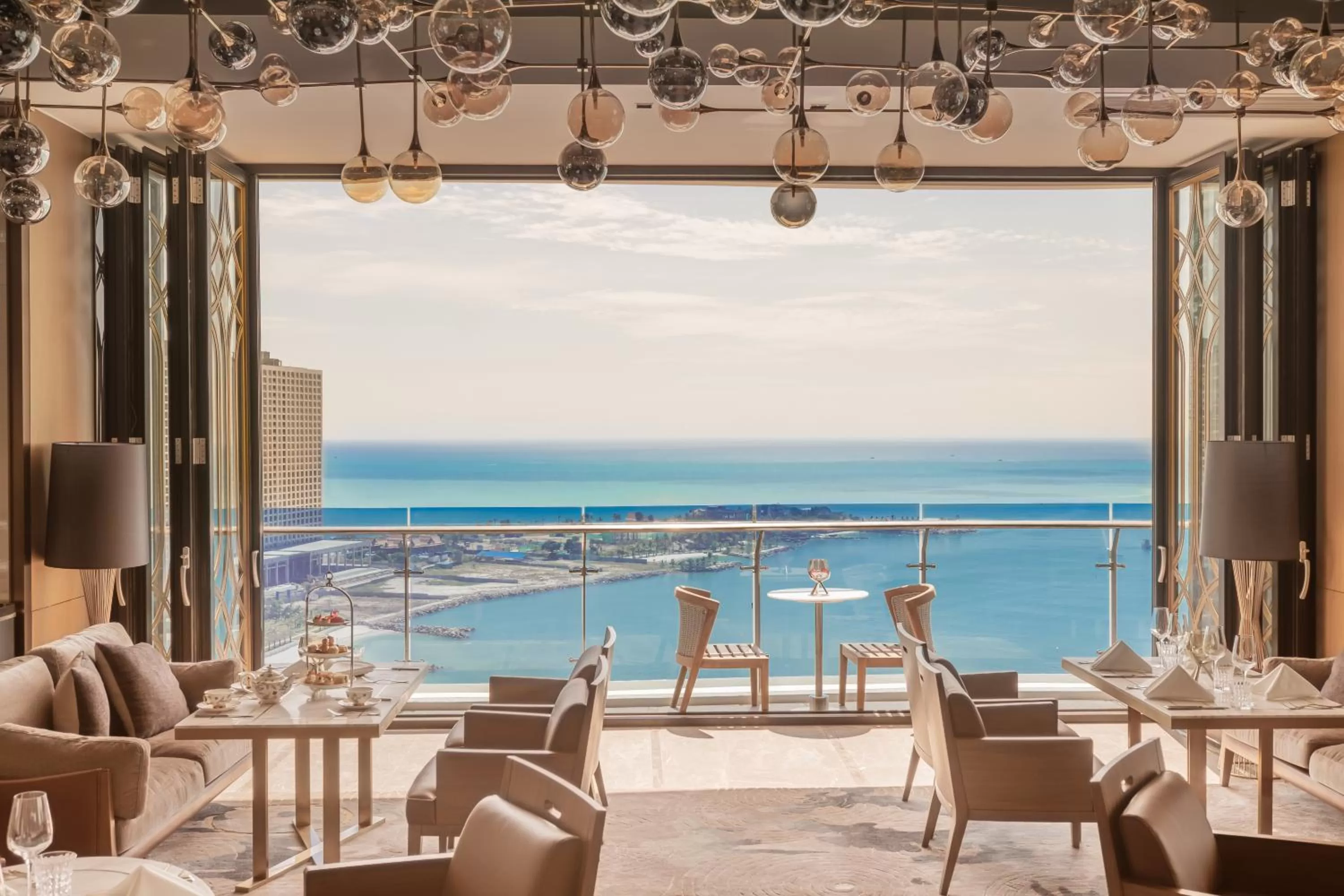 Restaurant/places to eat in Howard Johnson Plaza by Wyndham Blue Bay Sihanoukville