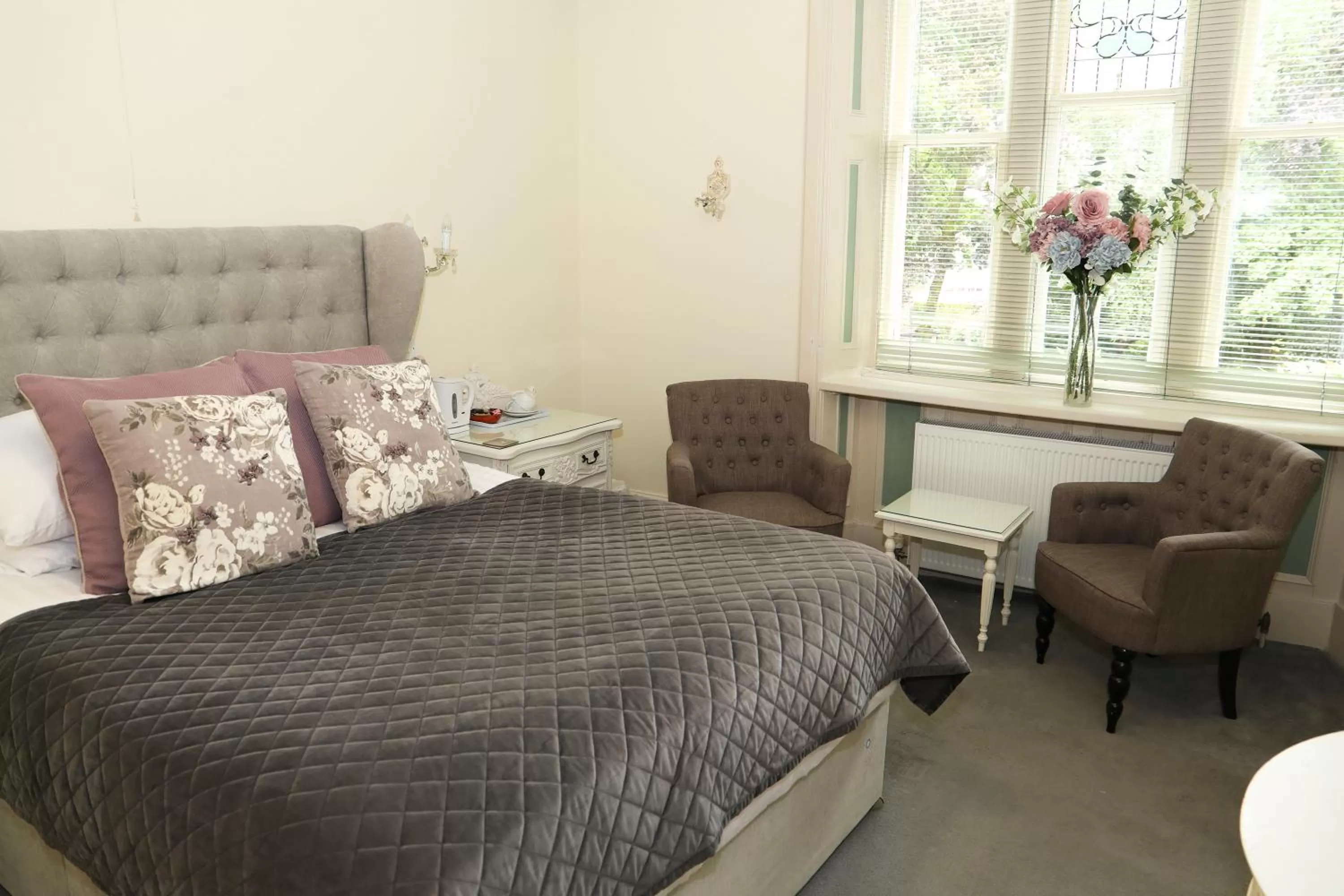 Bed in Rosehill House Hotel