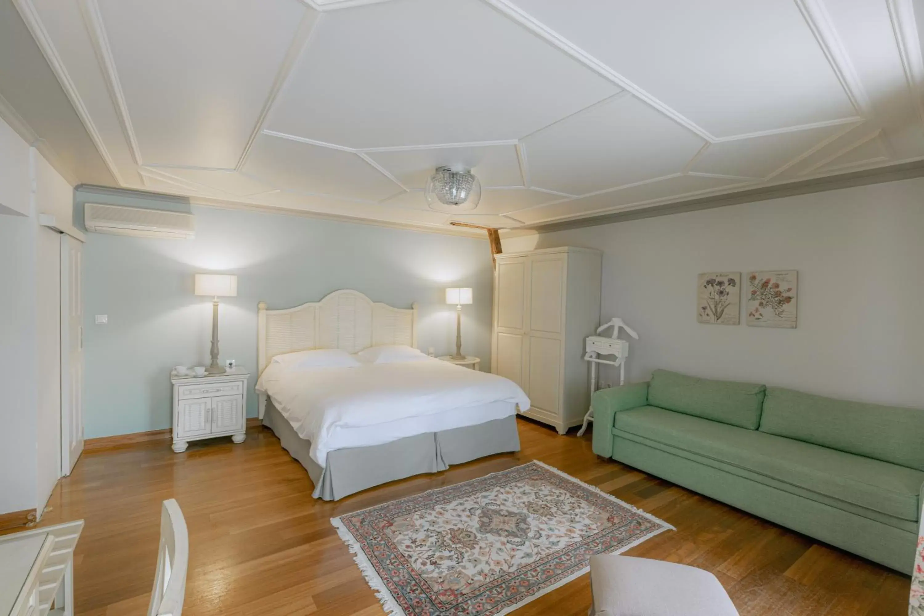 Superior Double Room in Kastello Hotel Superior Double Room in Kastello Hotel