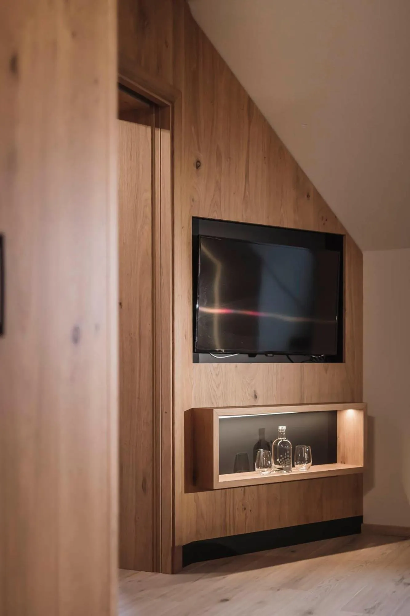 TV and multimedia in Majestic - Unique Spa Resort