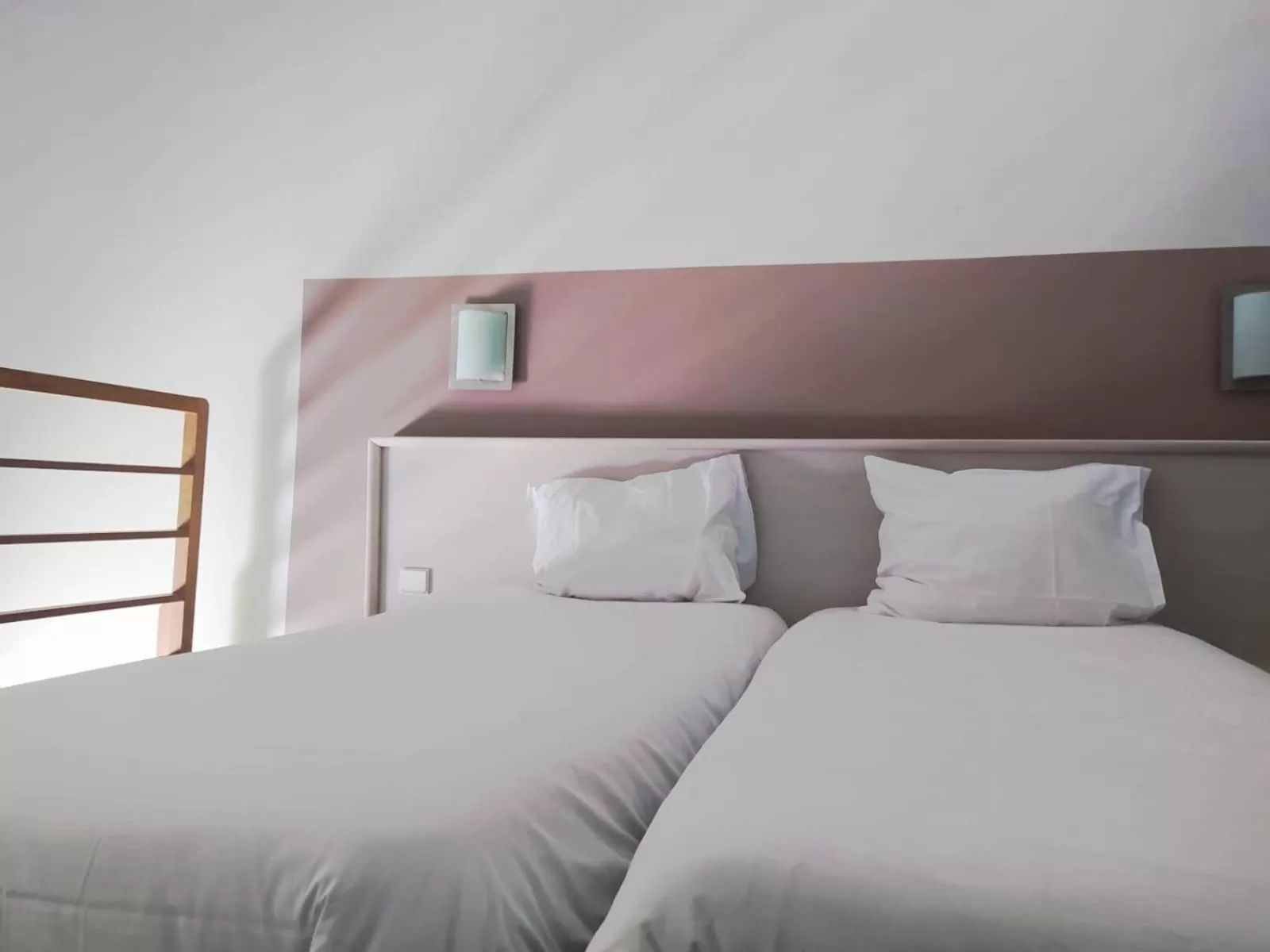 Bed in Hôtel L'ile Du Saussay