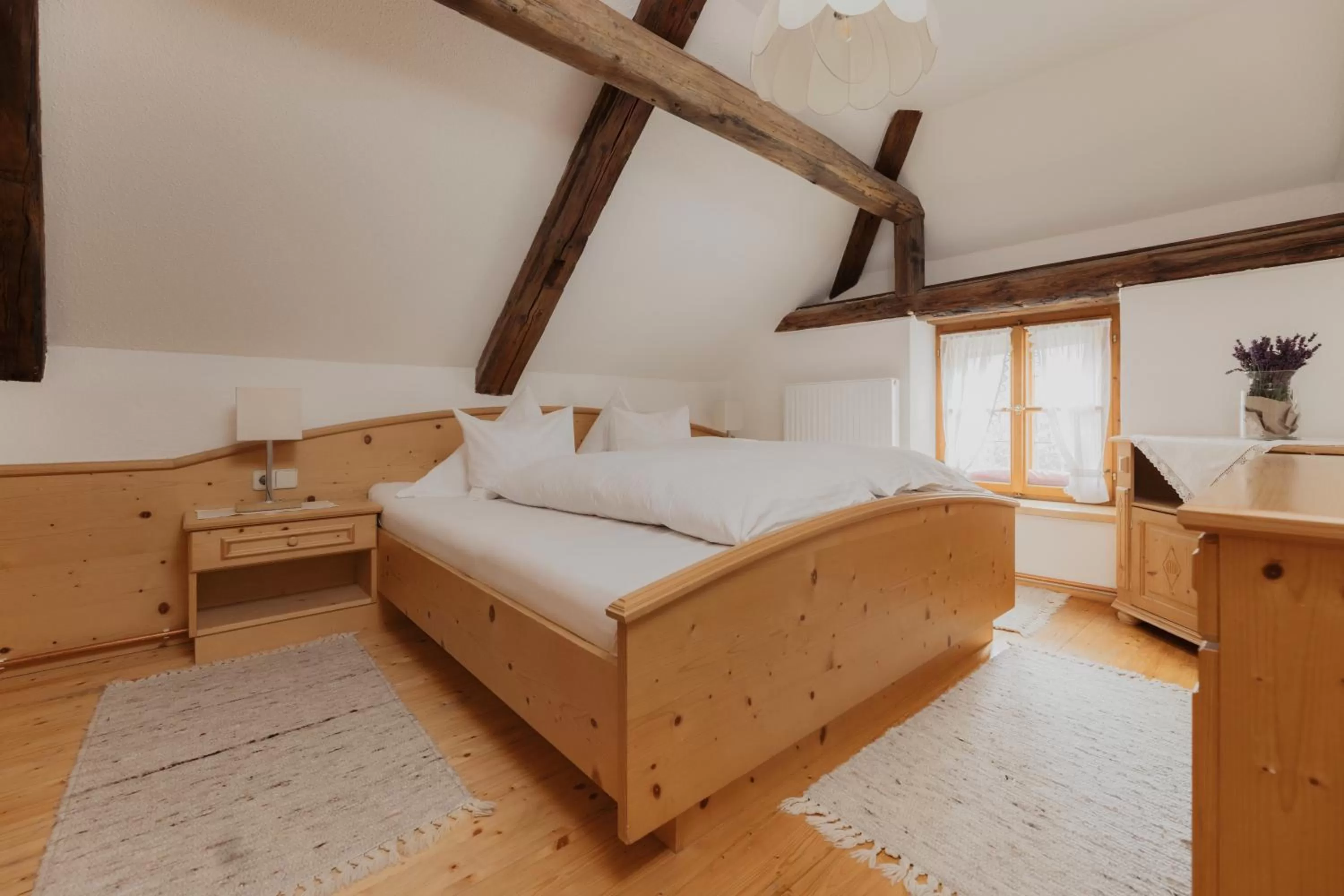 Bedroom, Bed in Hotel Kreuz