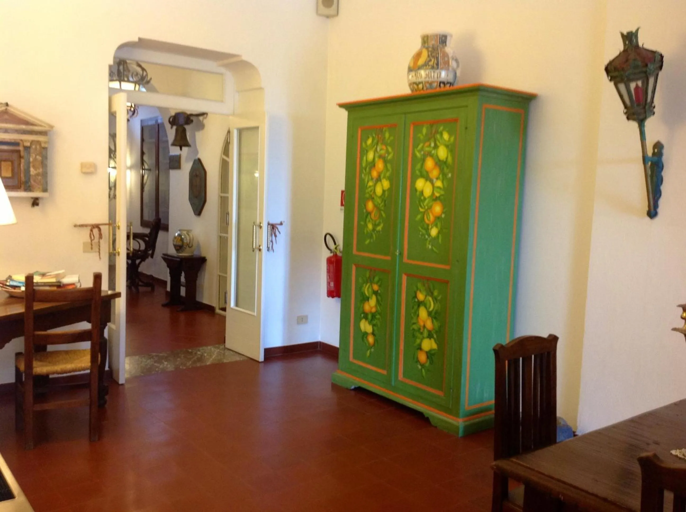 Decorative detail in Hotel Villa Sirina