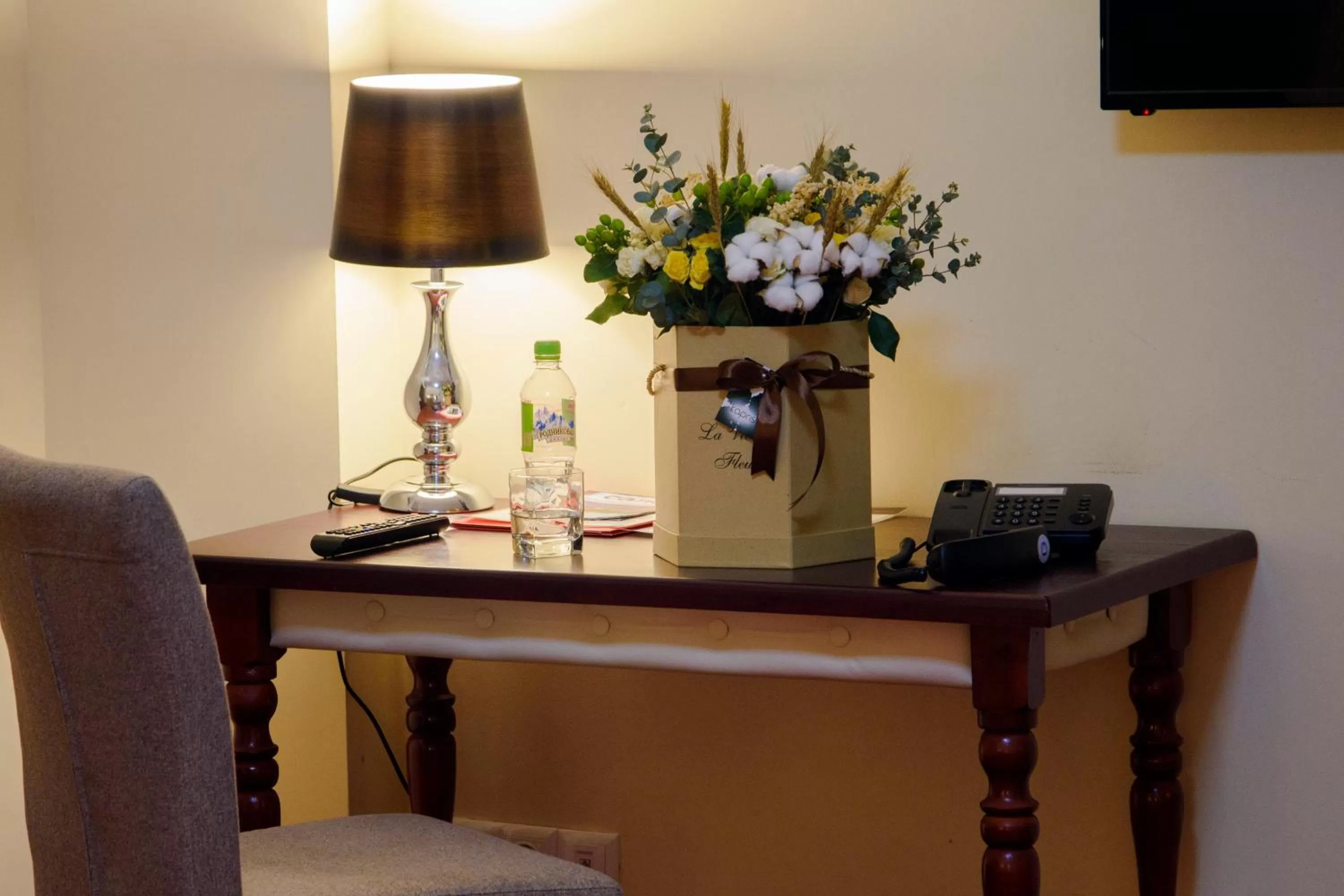 Seating area in Hotel Shumon