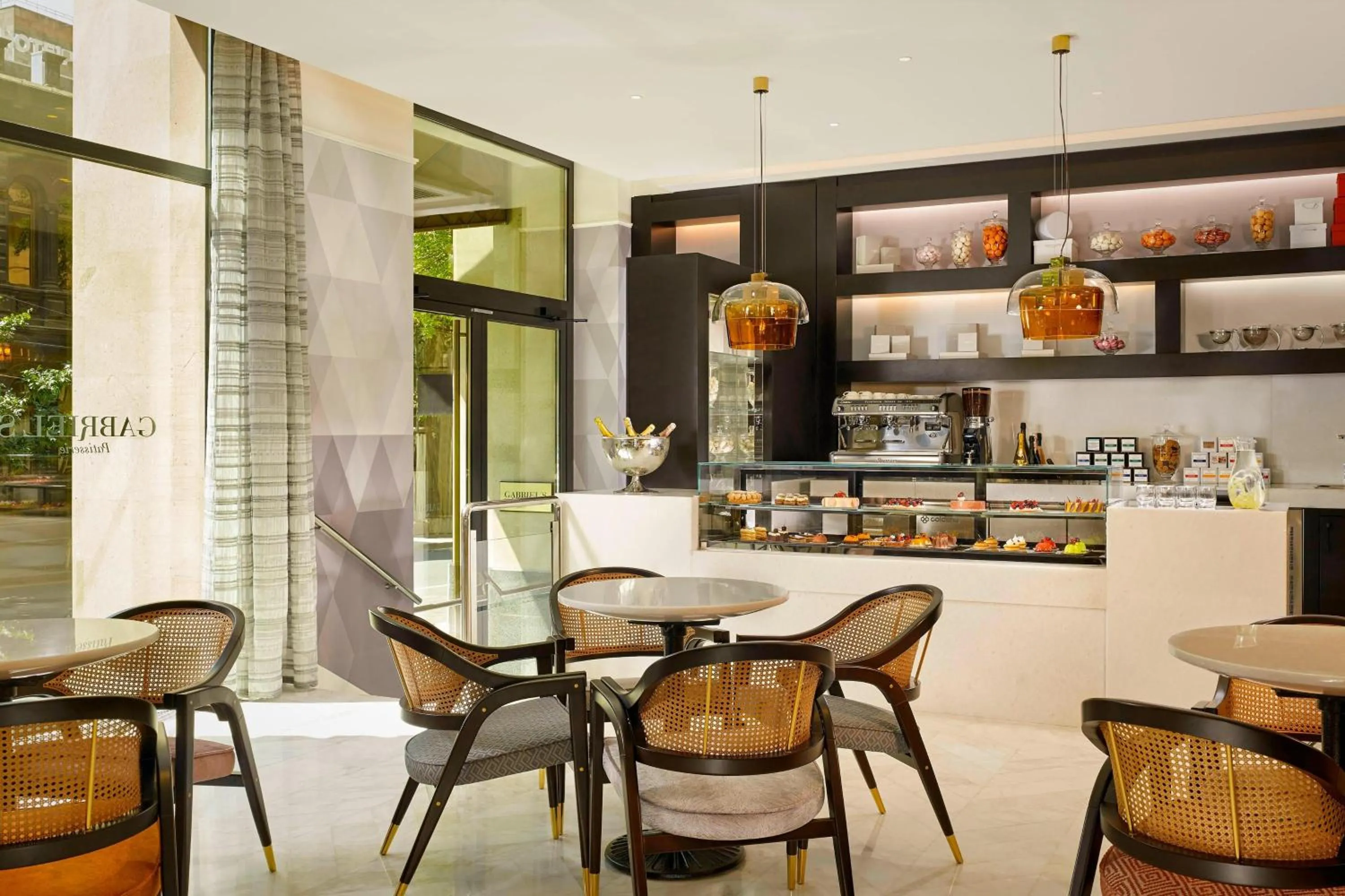 Restaurant/places to eat in The Alexander, a Luxury Collection Hotel, Yerevan