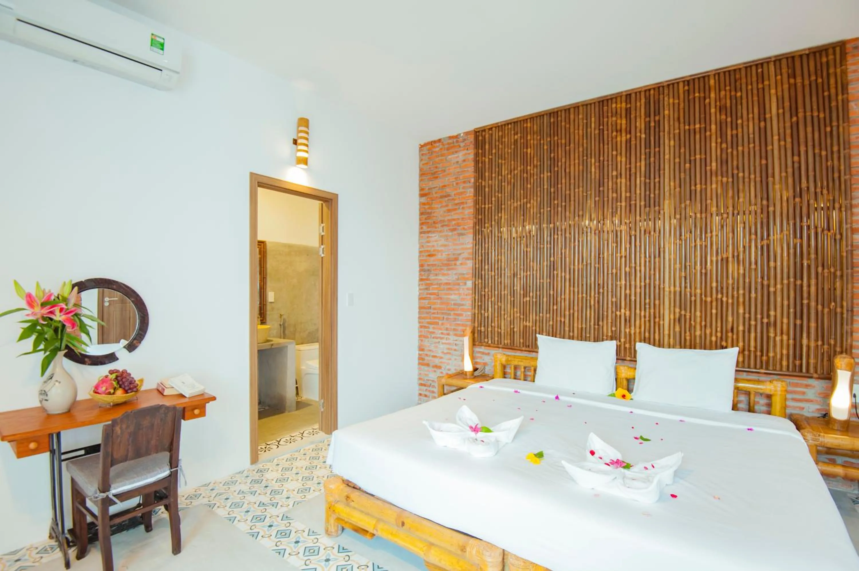 Bedroom, Bed in Hoi An Rustic Villa