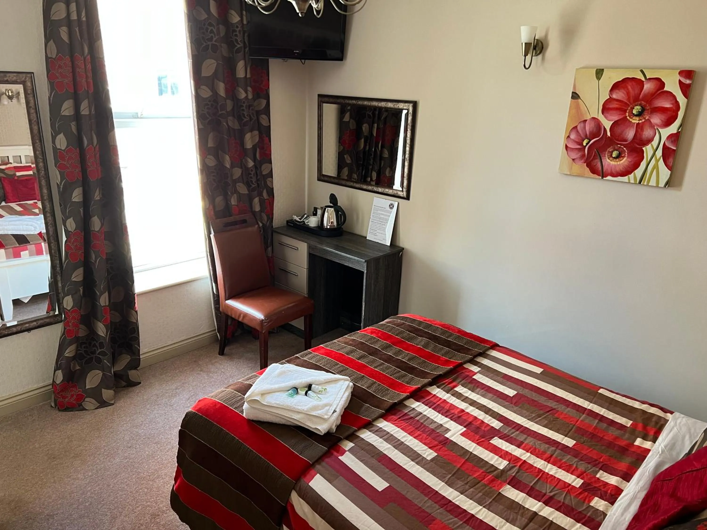 Bed in Southport Metro Hotel