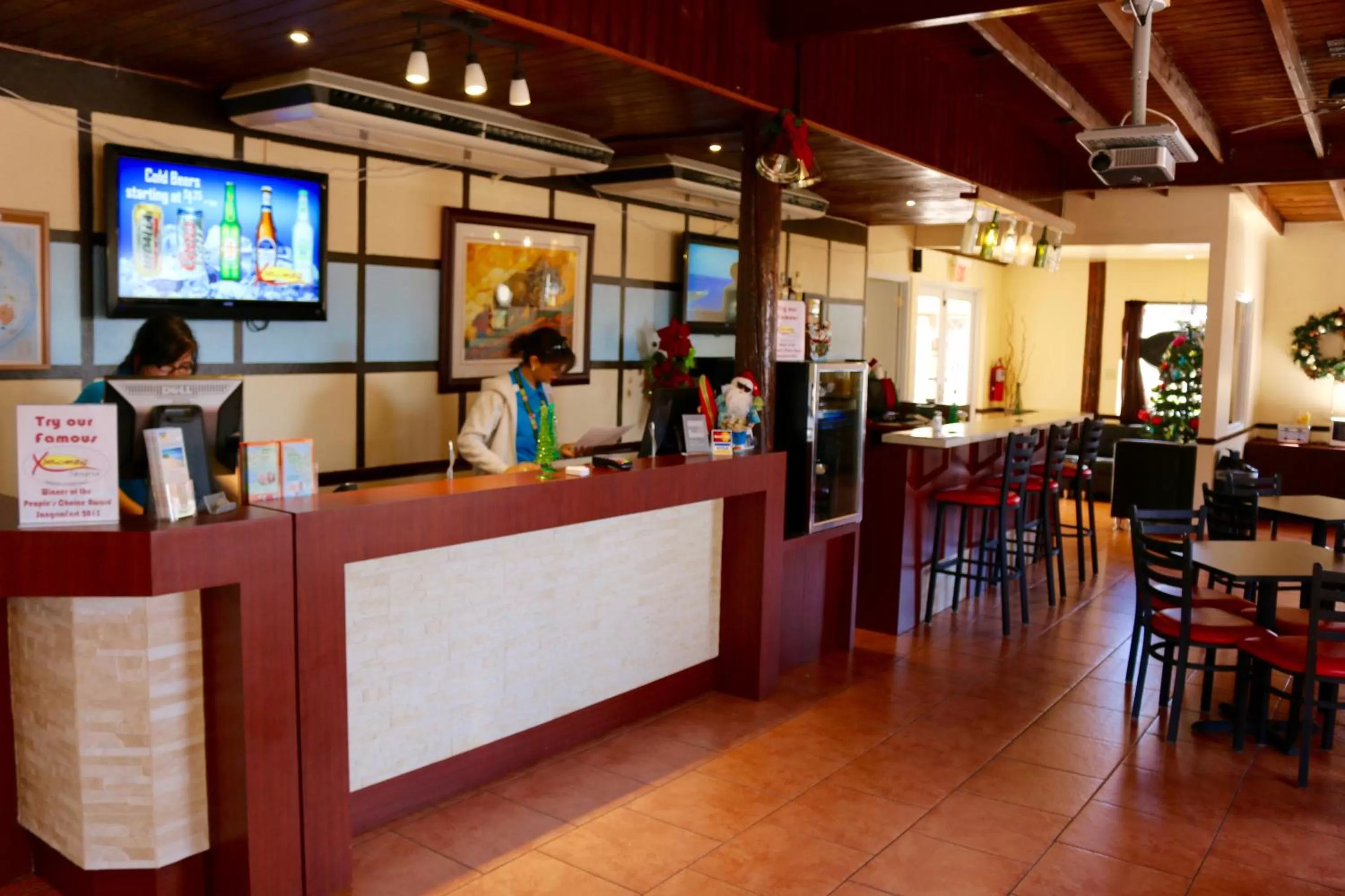 Lobby or reception in Combate Beach Resort