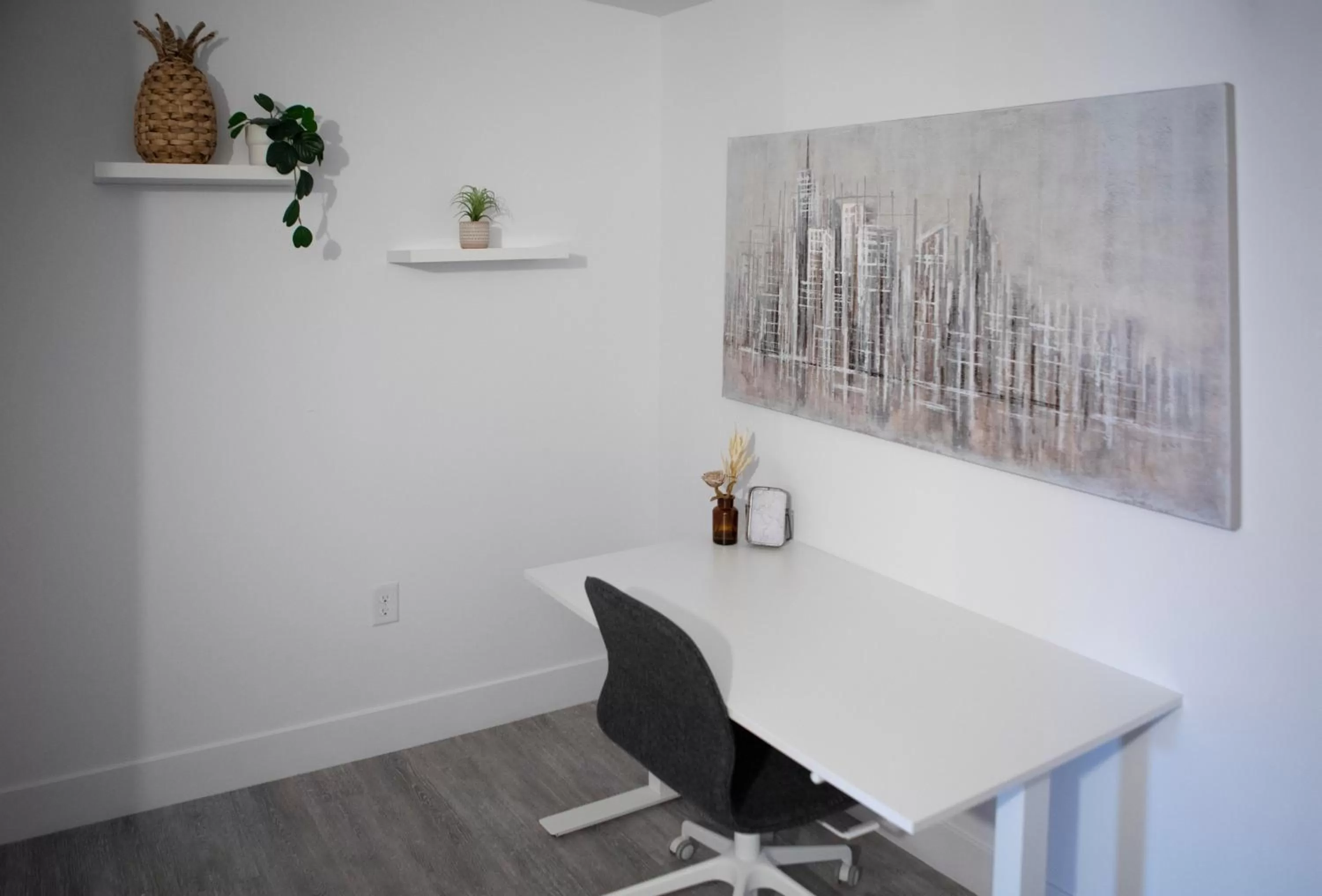 Cameo Hotel and Suites