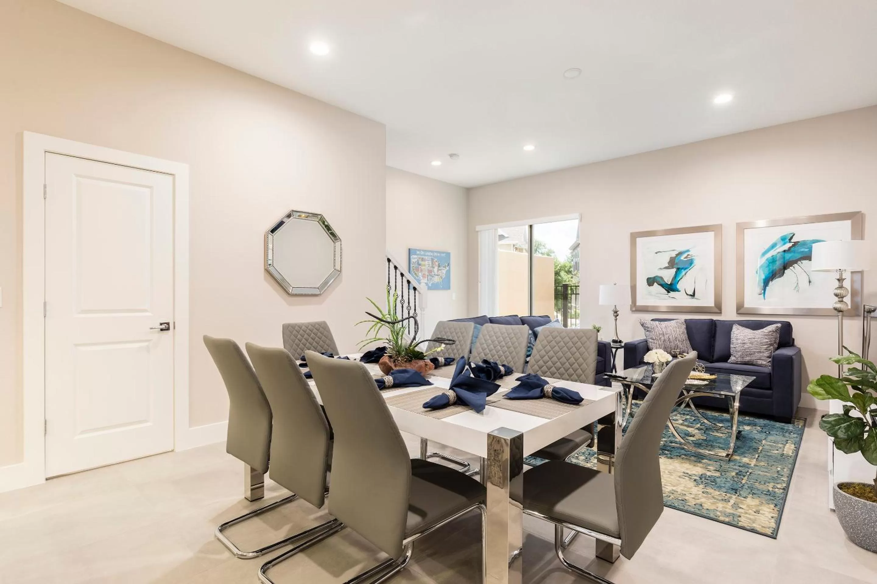 Dining area in Summerville Vacation Resort