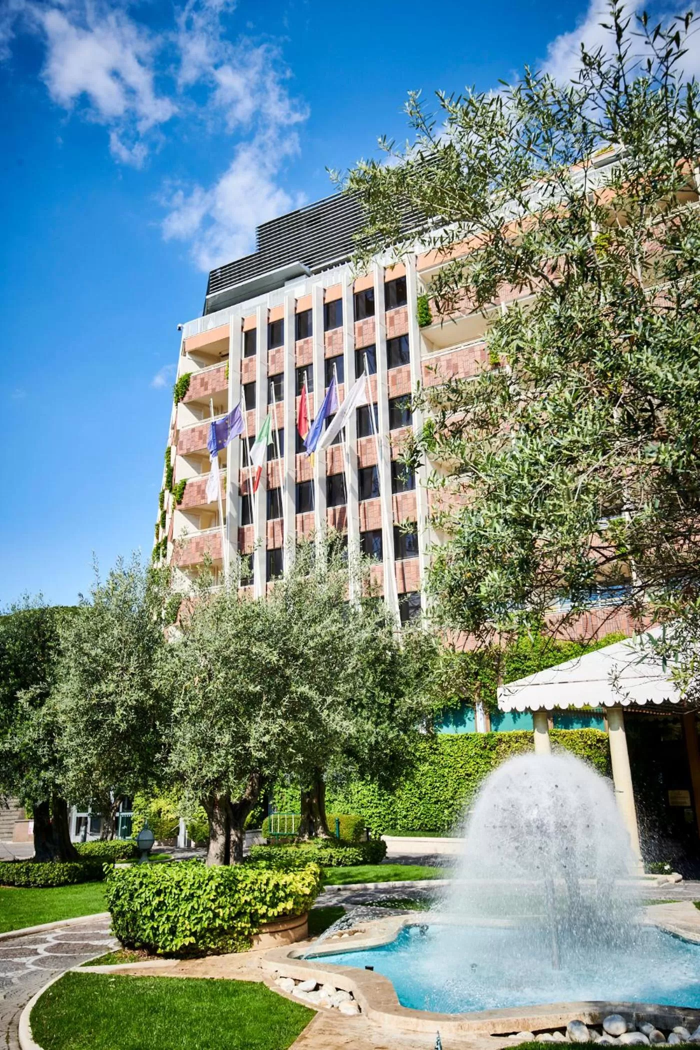Facade/entrance in Rome Cavalieri, A Waldorf Astoria Hotel
