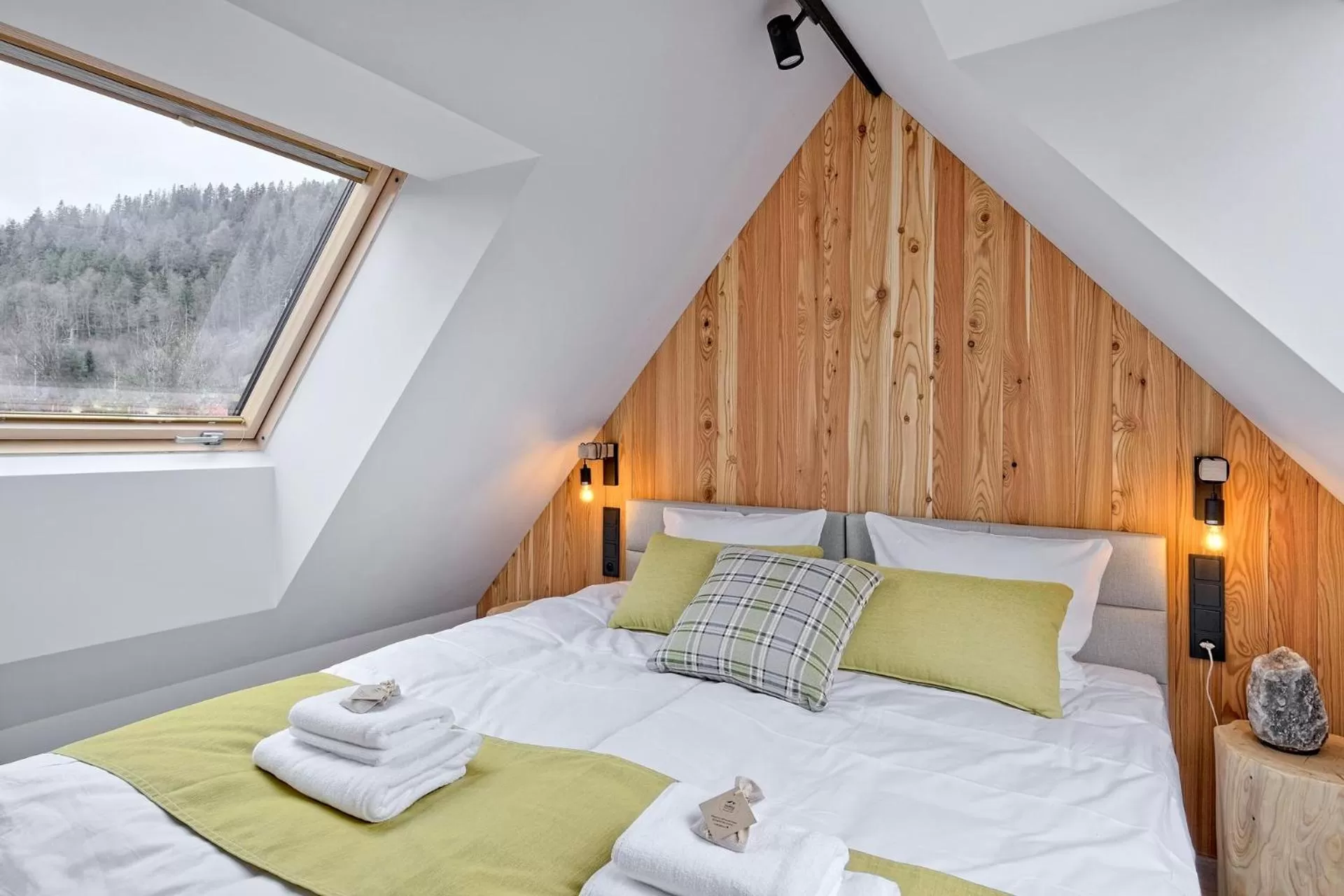 Bed in Harda House Friends & Spa