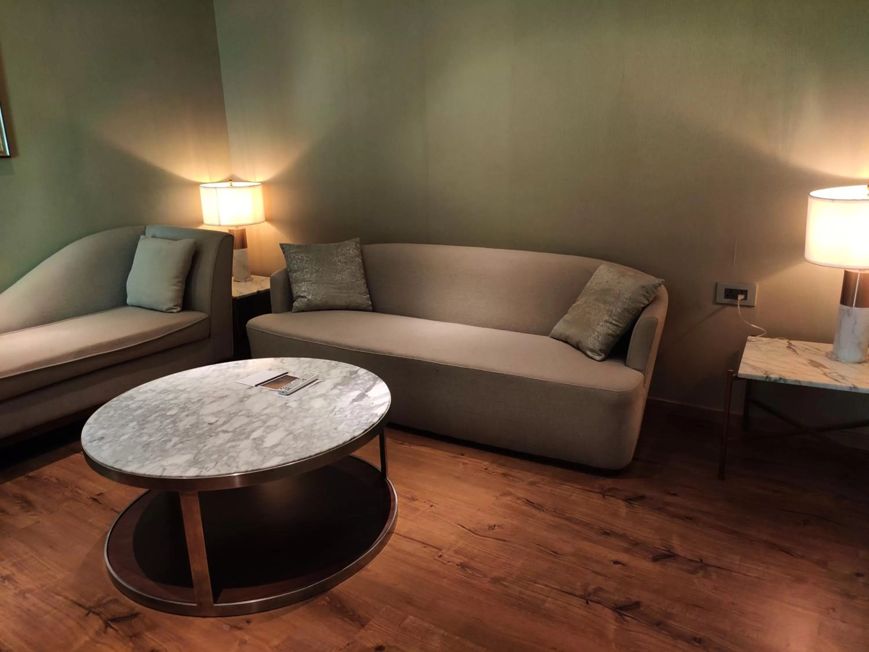 Living room in Courtyard by Marriott Madurai