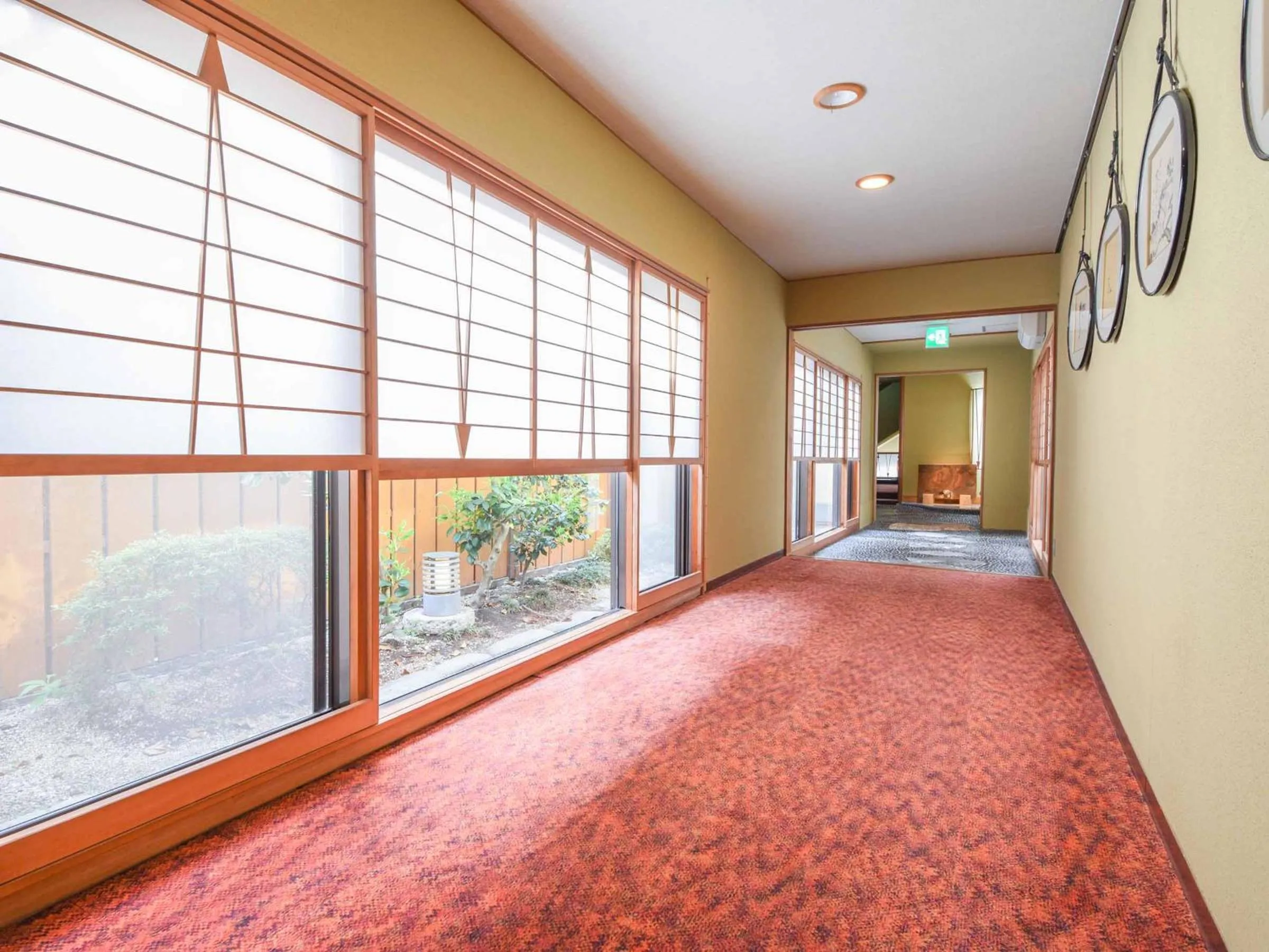 Area and facilities, Bed in Hotel Hagoromo