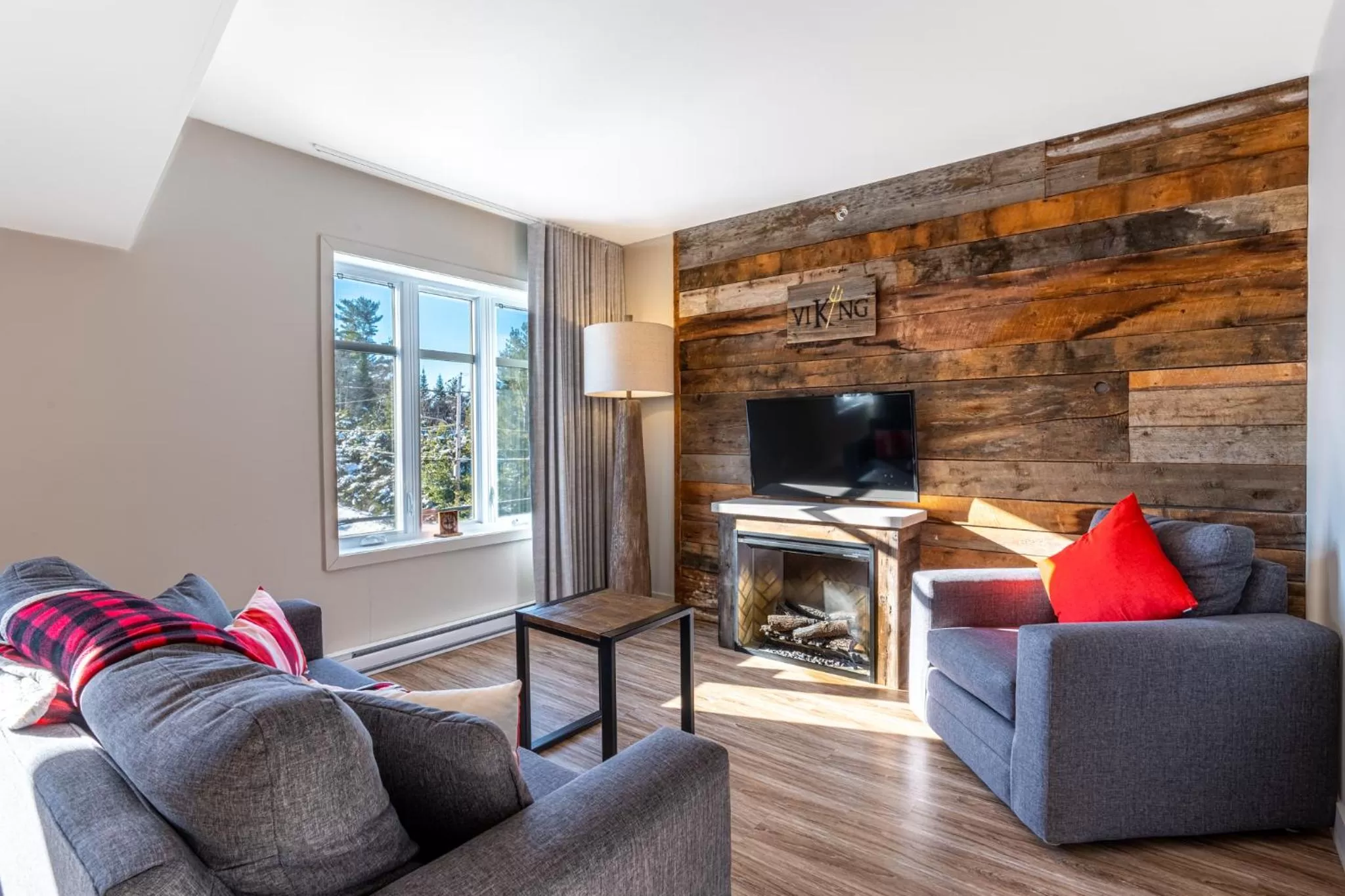 Communal lounge/ TV room in Le Viking Resort