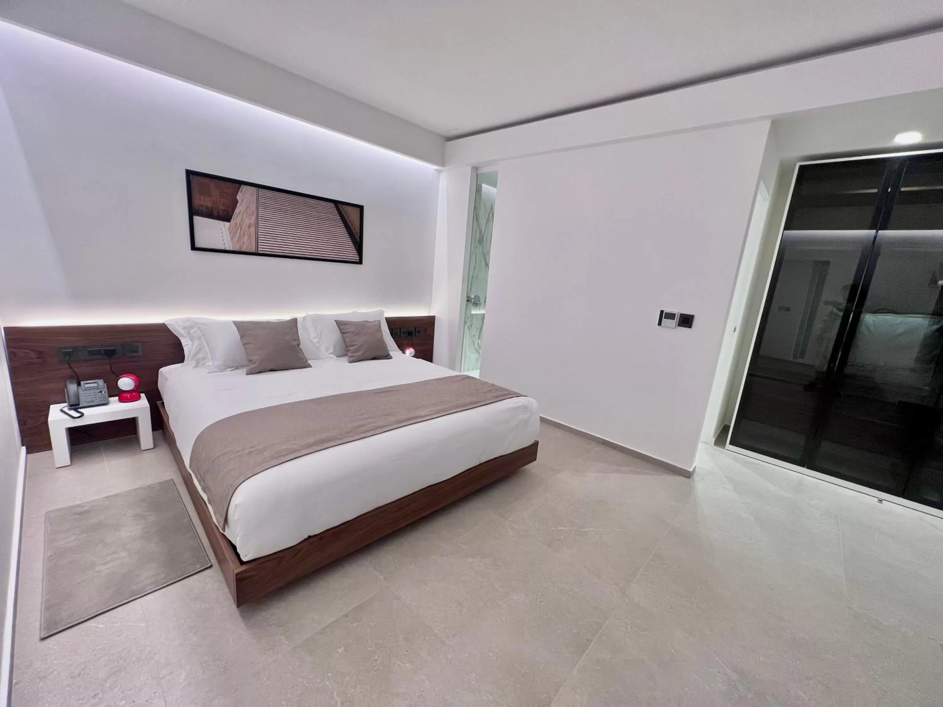 Bathroom, Bed in The Capital Boutique Hotel