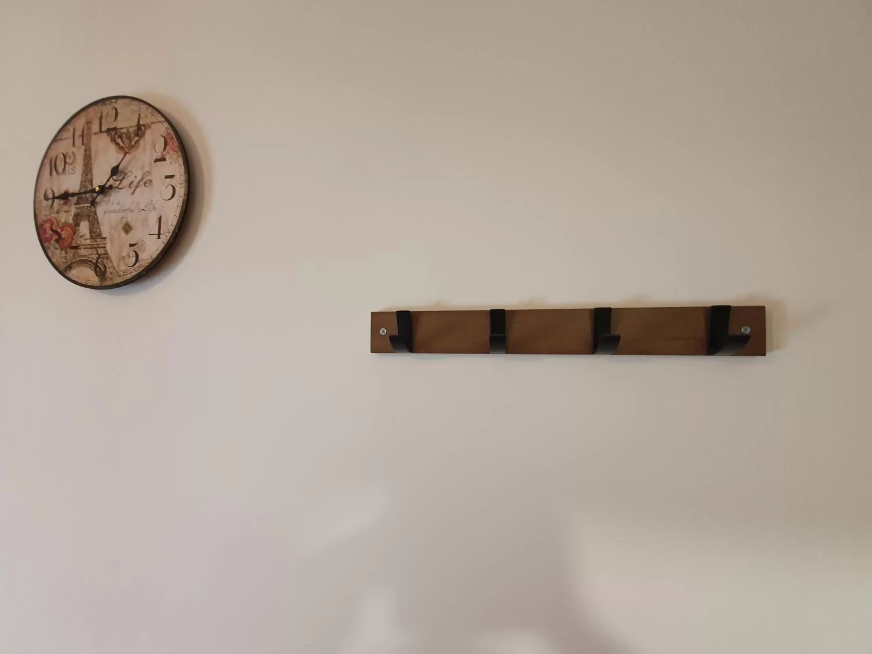 Logo/Certificate/Sign, TV/Entertainment Center in Athens center rooms