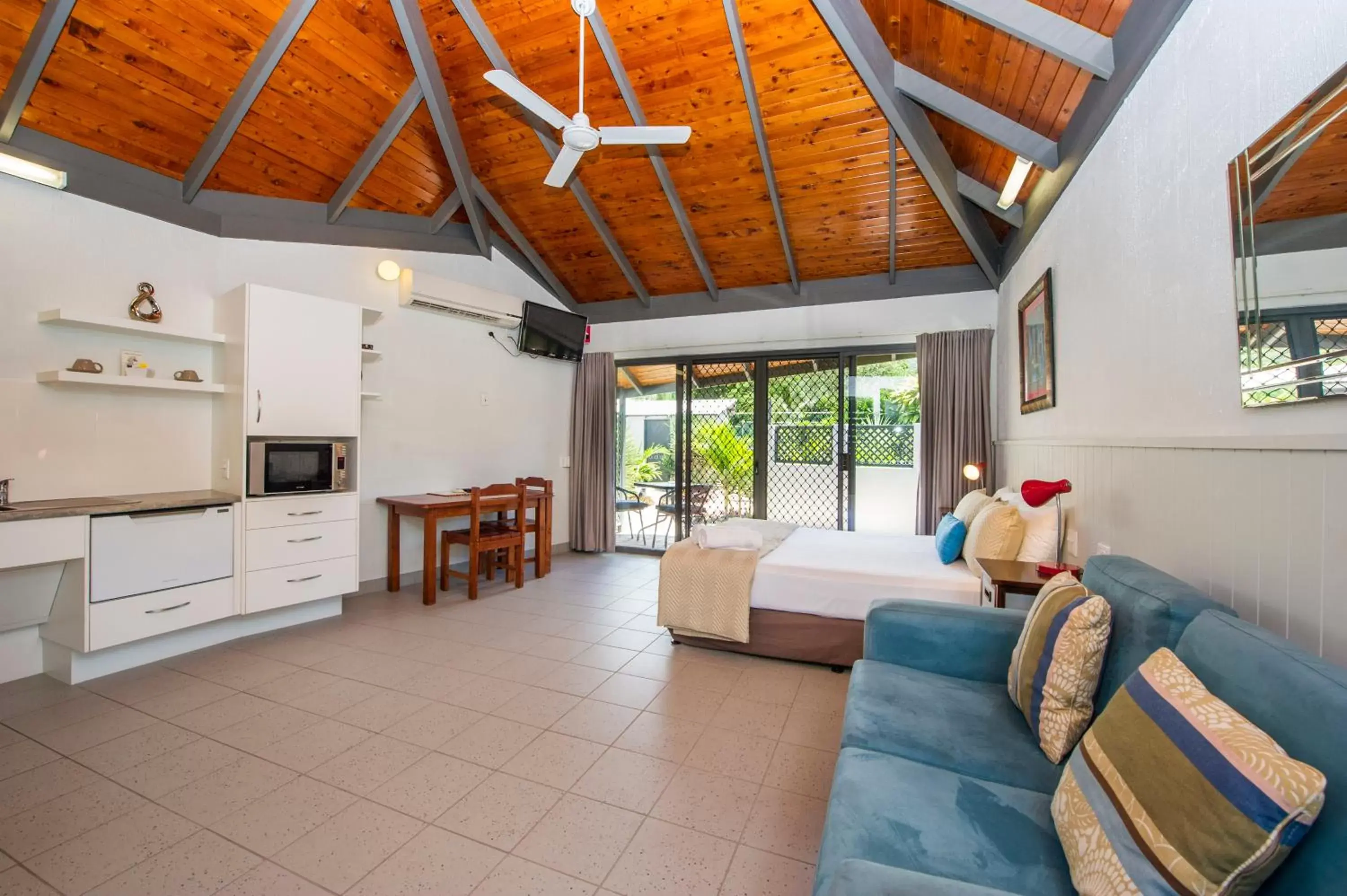 Queen Studio - Disability Access in Island Leisure Resort Queen Studio - Disability Access in Island Leisure Resort