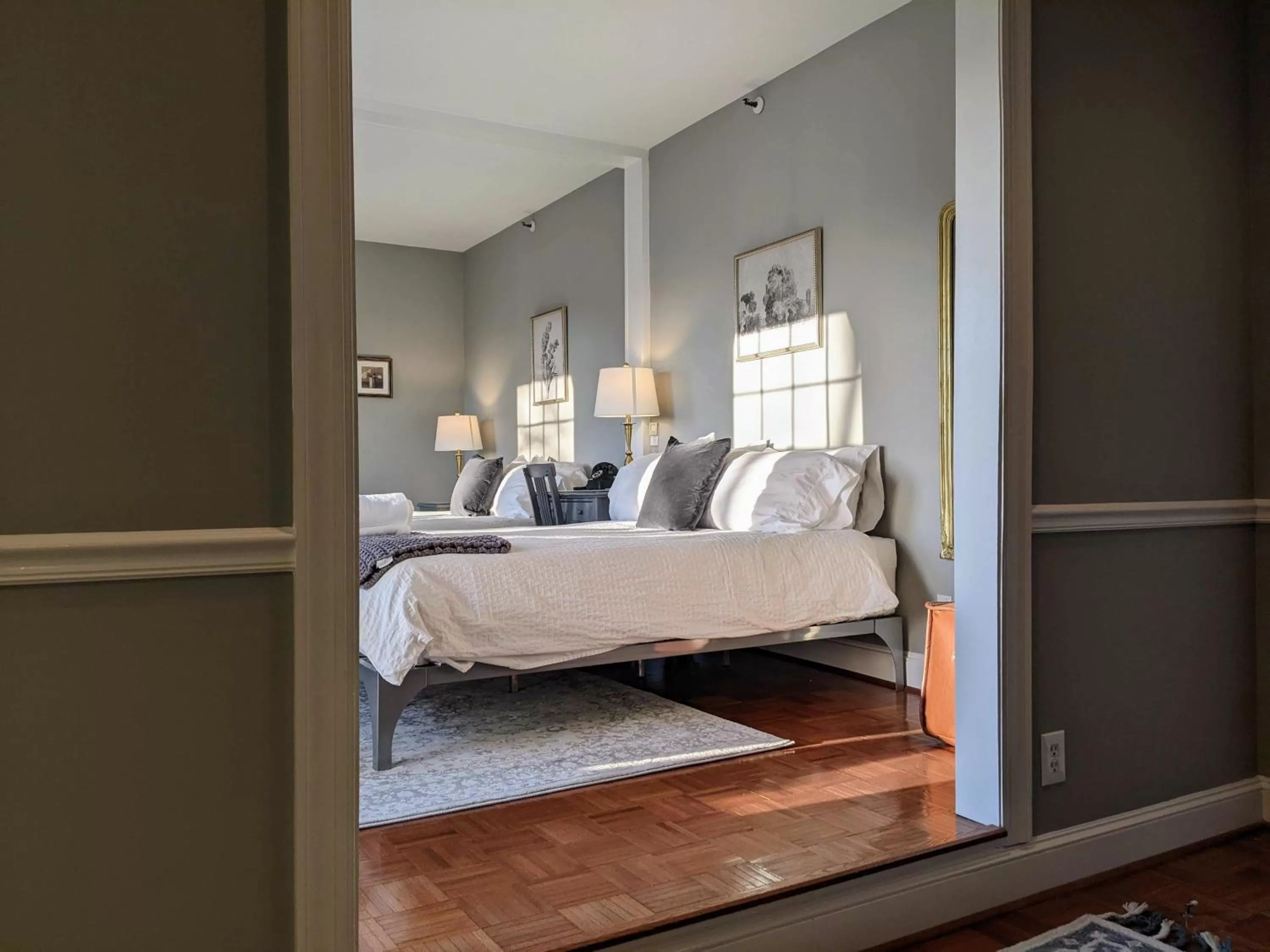 Bed in Stanton House Inn