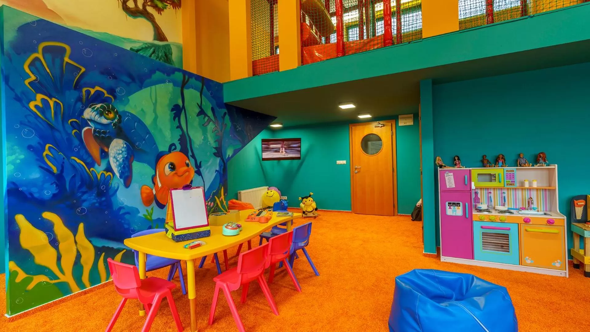 children in Hotel AquaCity Mountain View