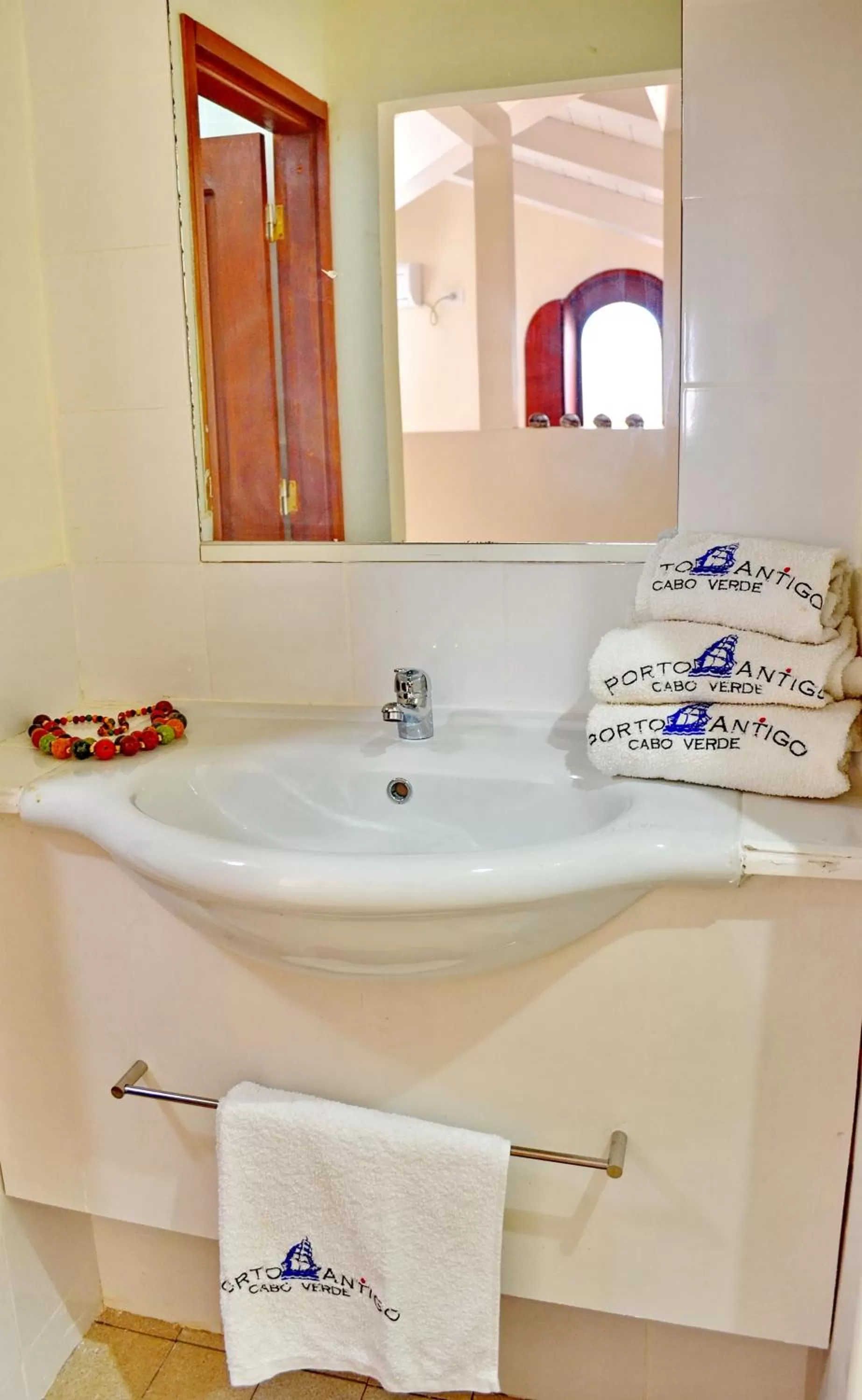 Toilet, Bathroom in Porto Antigo Hotel BB