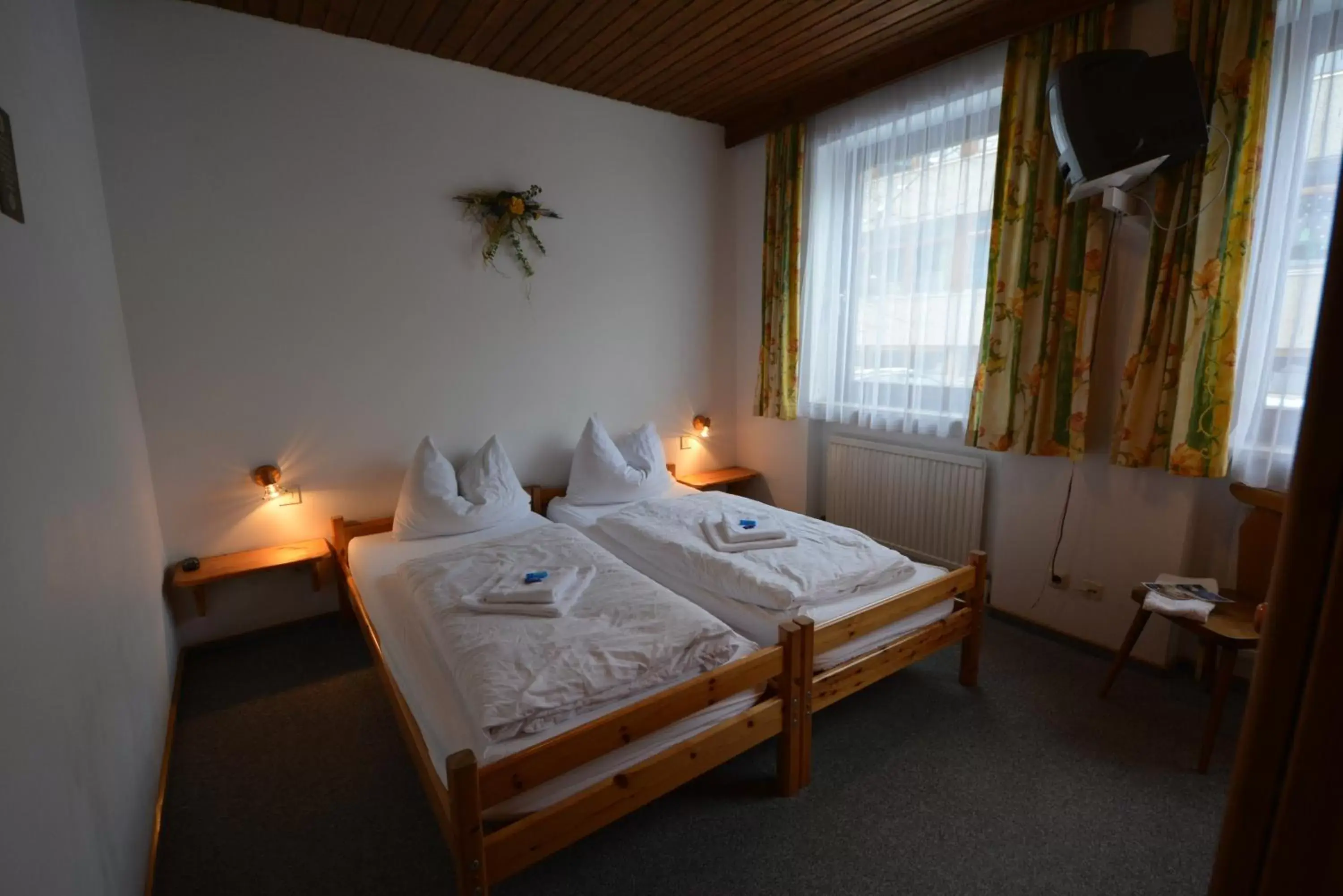 Quadruple Room with Private Bathroom in Haus Alpina by Châtel Reizen Quadruple Room with Private Bathroom in Haus Alpina by Châtel Reizen