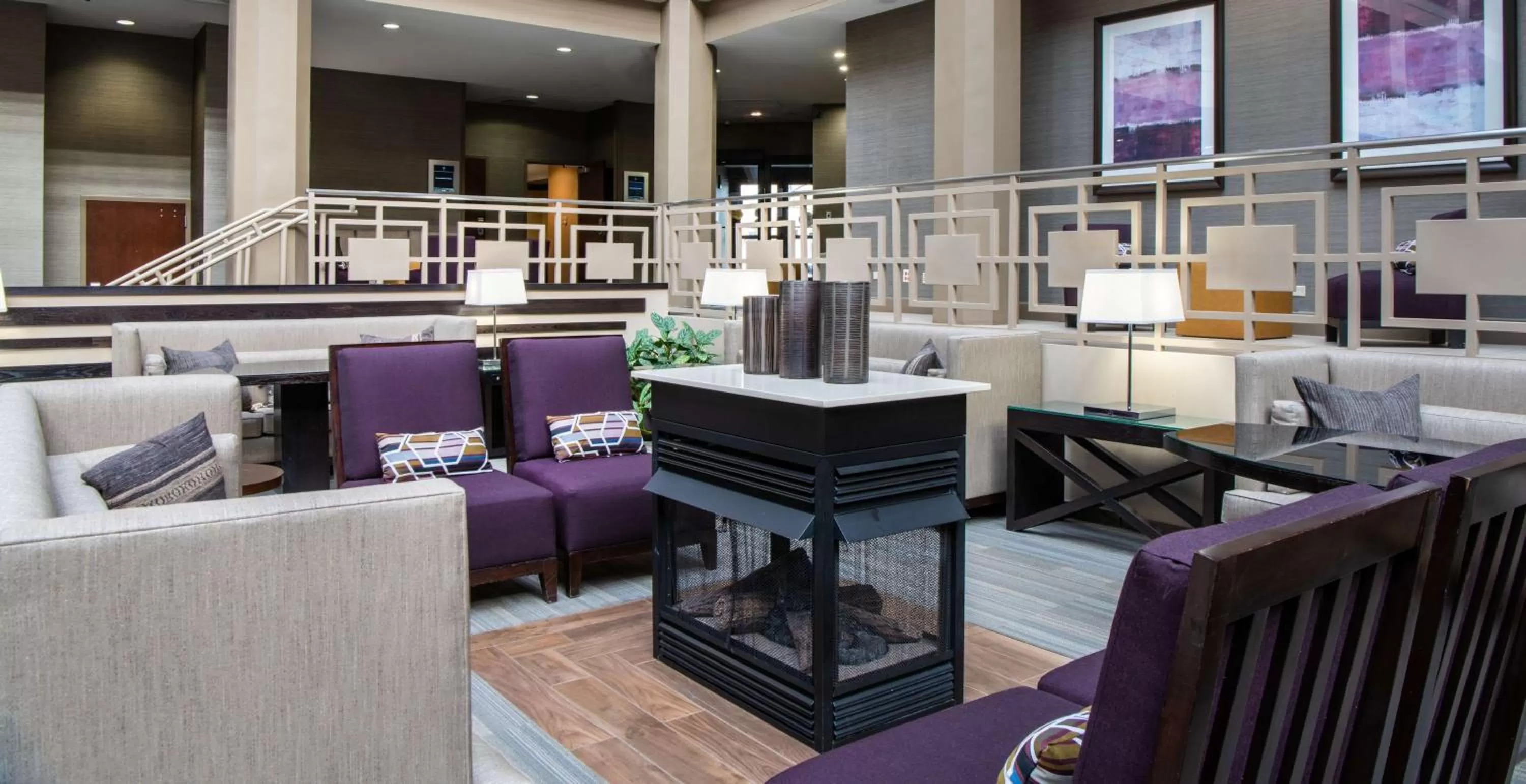 Lobby or reception in Embassy Suites by Hilton Chicago North Shore Deerfield