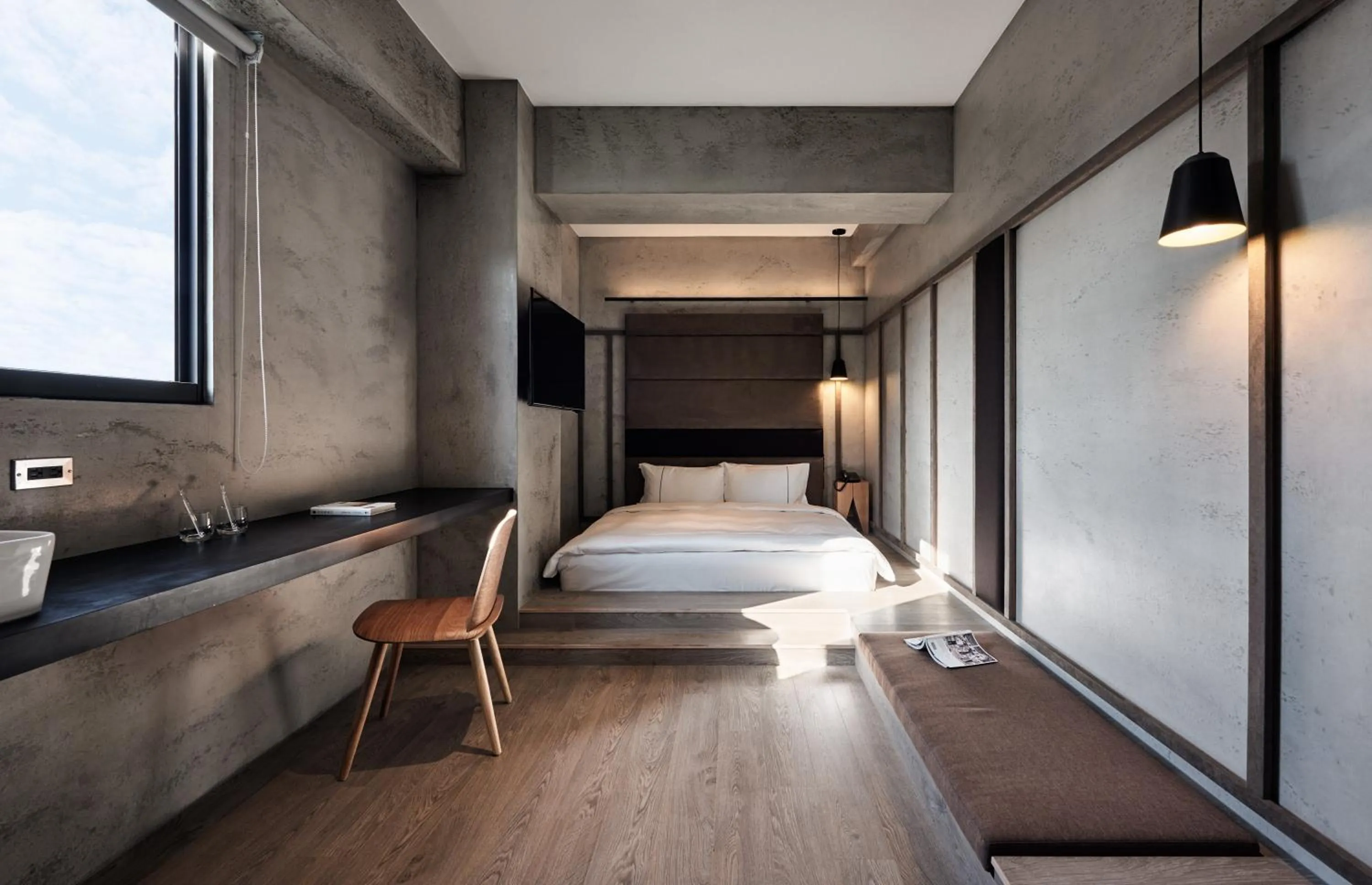 TV and multimedia, Bed in Waterfront Hotel