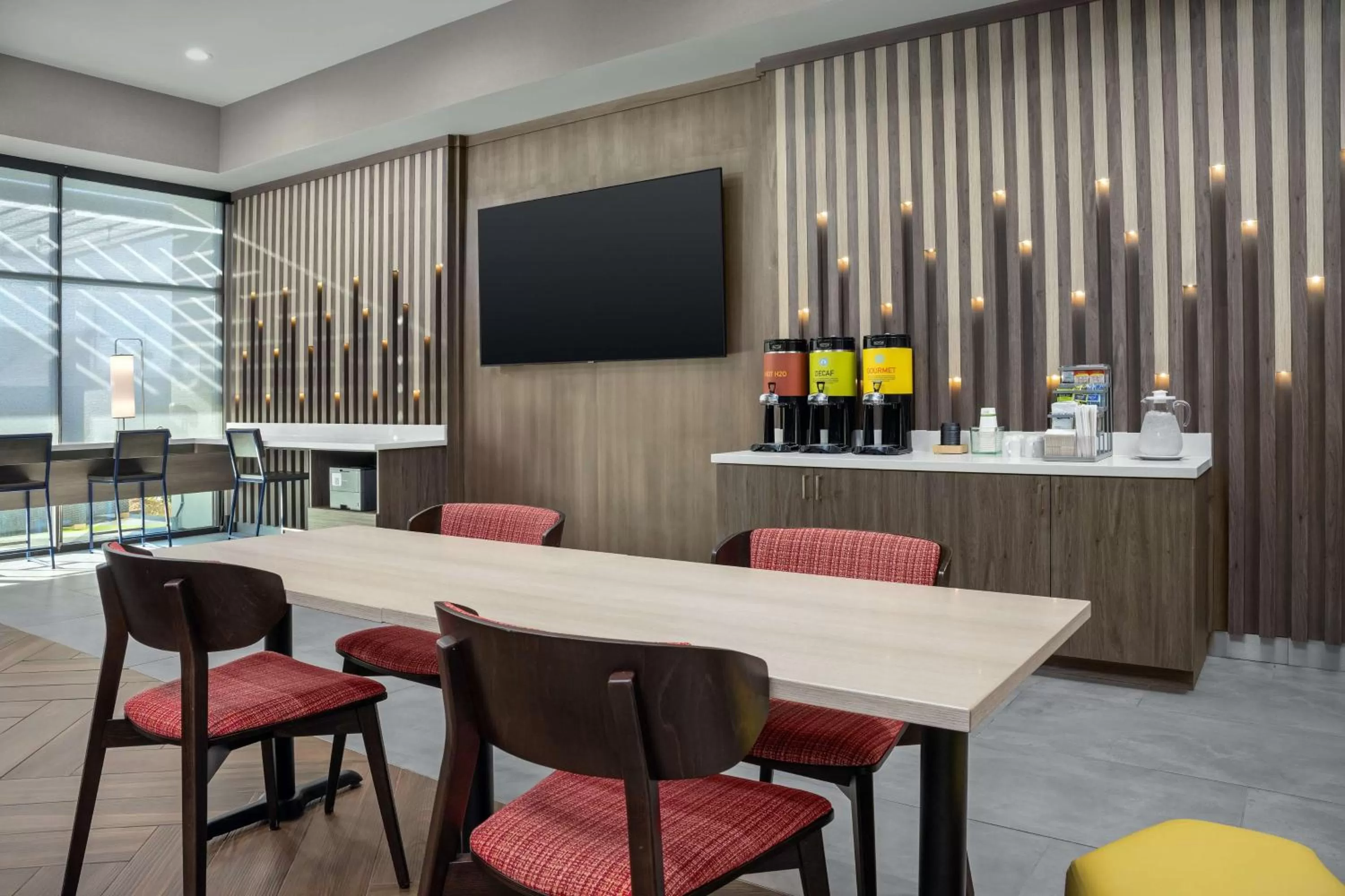 Lobby or reception in Home2 Suites By Hilton Cullman