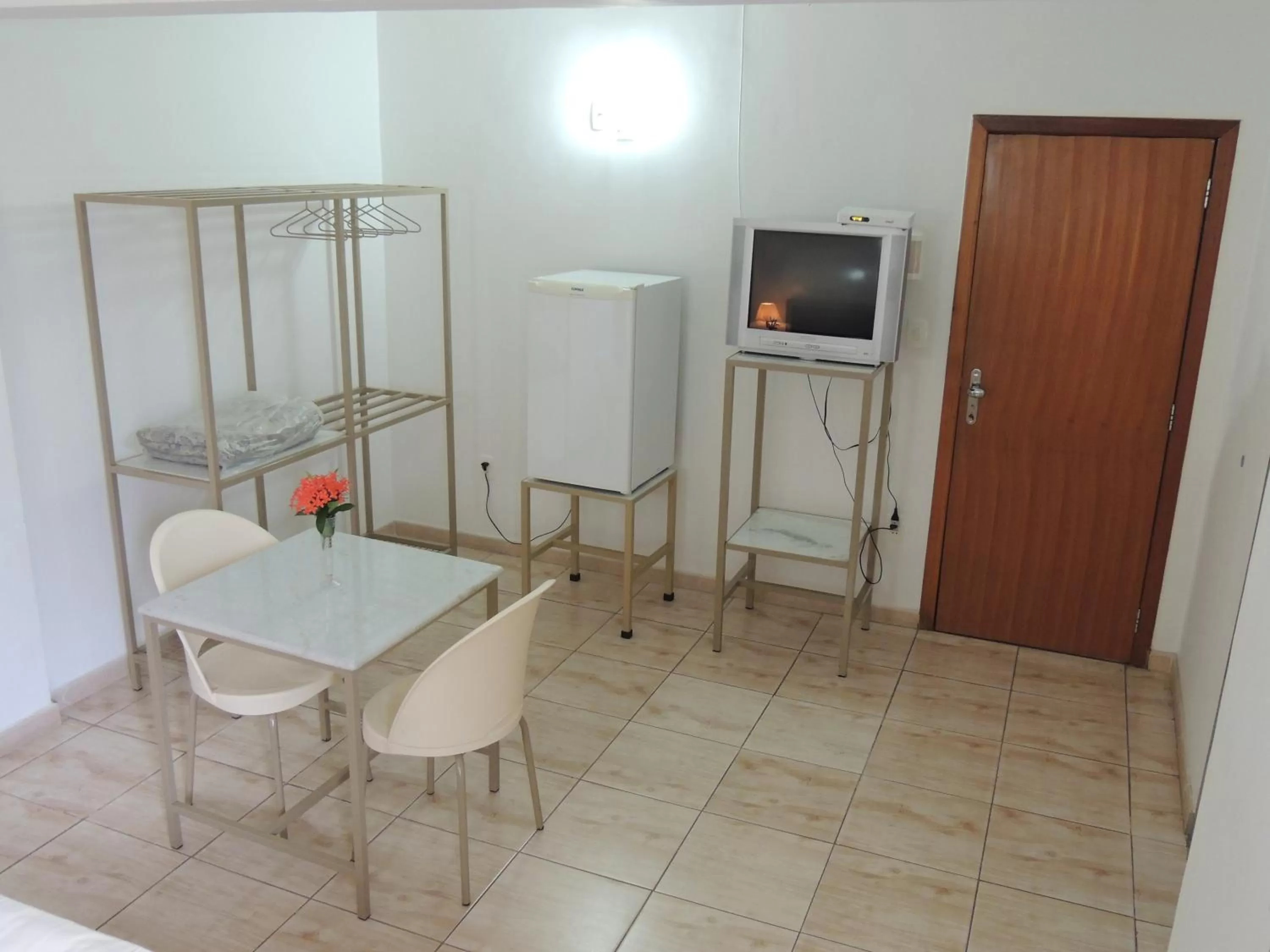 TV/Entertainment Center in Hotel Primavera