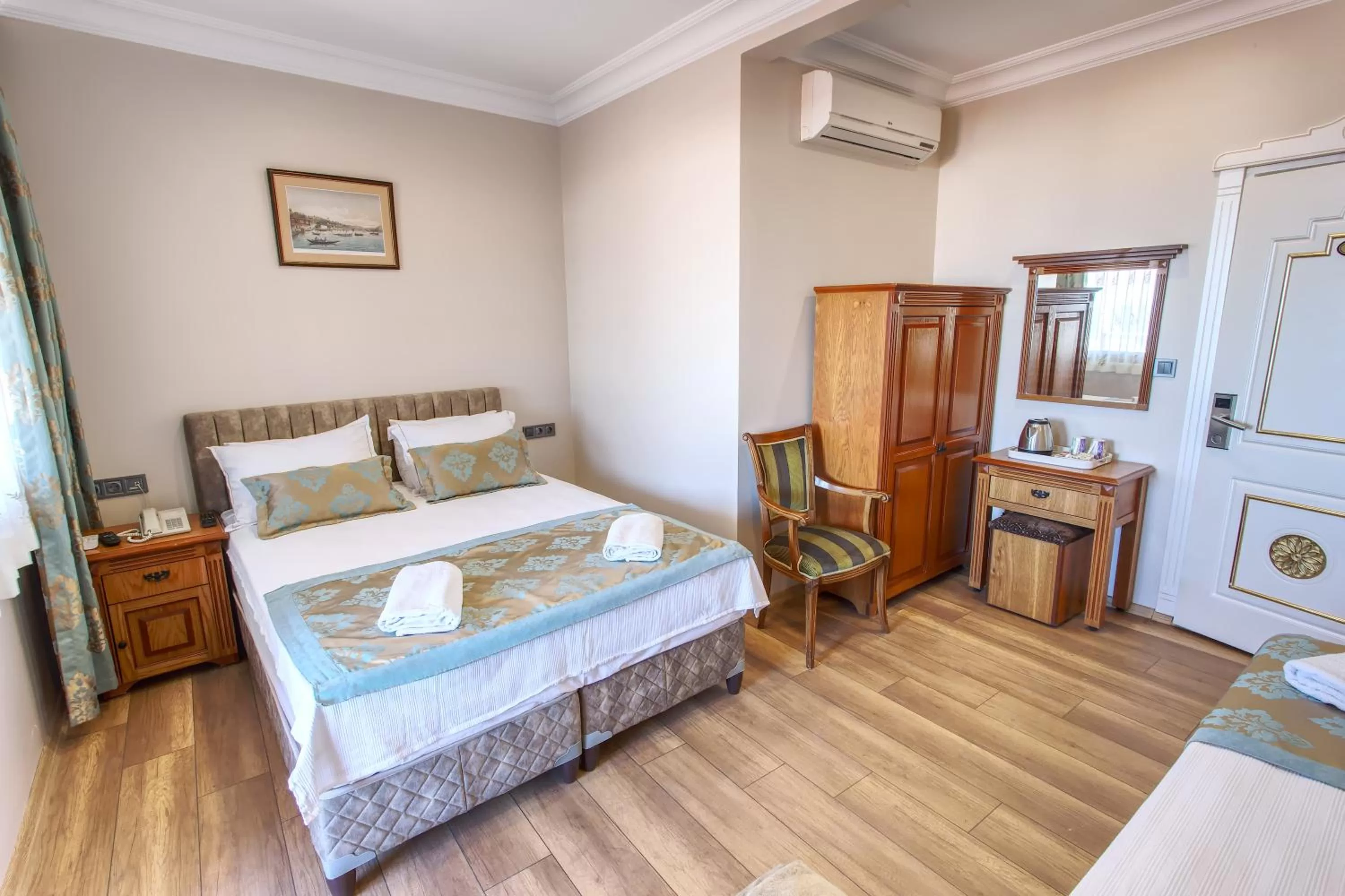 Bedroom, Bed in Hotel Saba