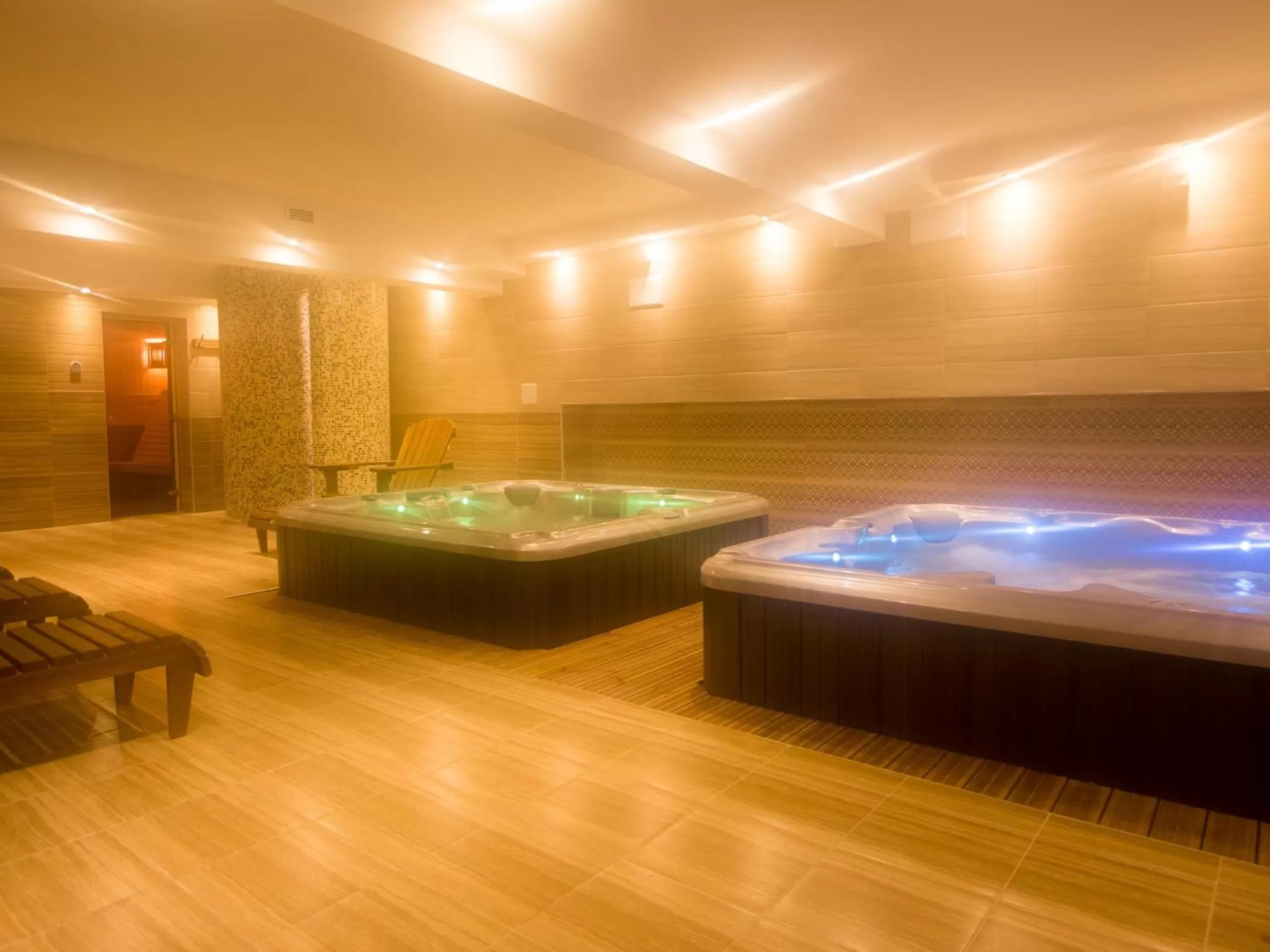 Hot Tub in Park Hotel Asenevtsi