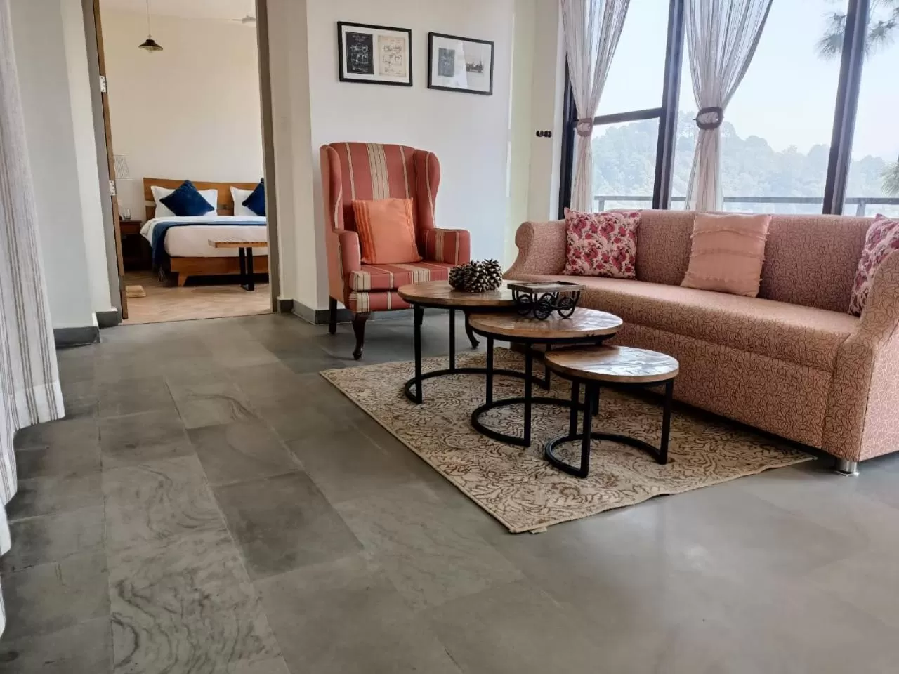 Living room, Bed in BluSalzz Escapade Resort Lansdowne