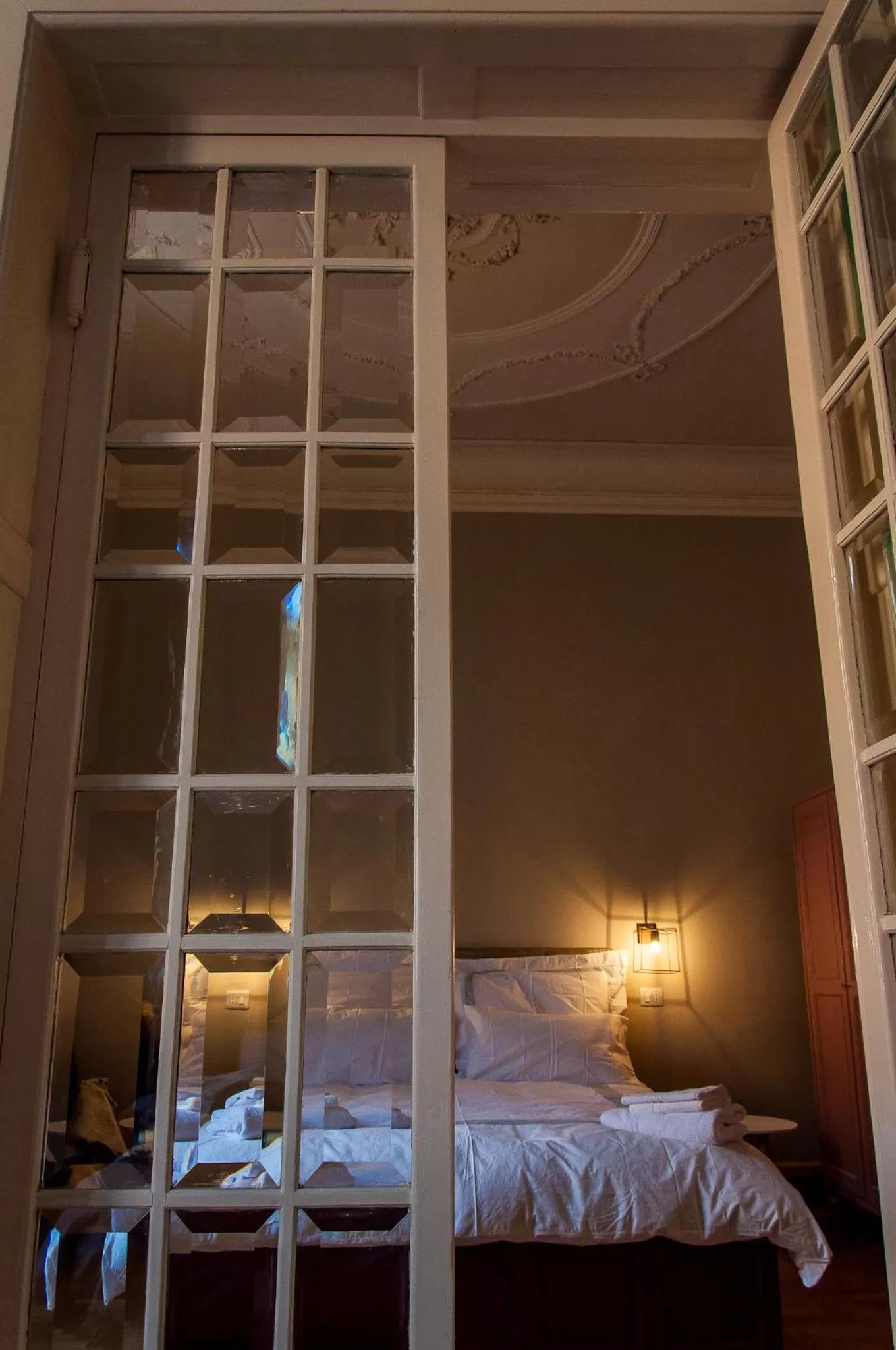 Bedroom, Bed in Liberty House