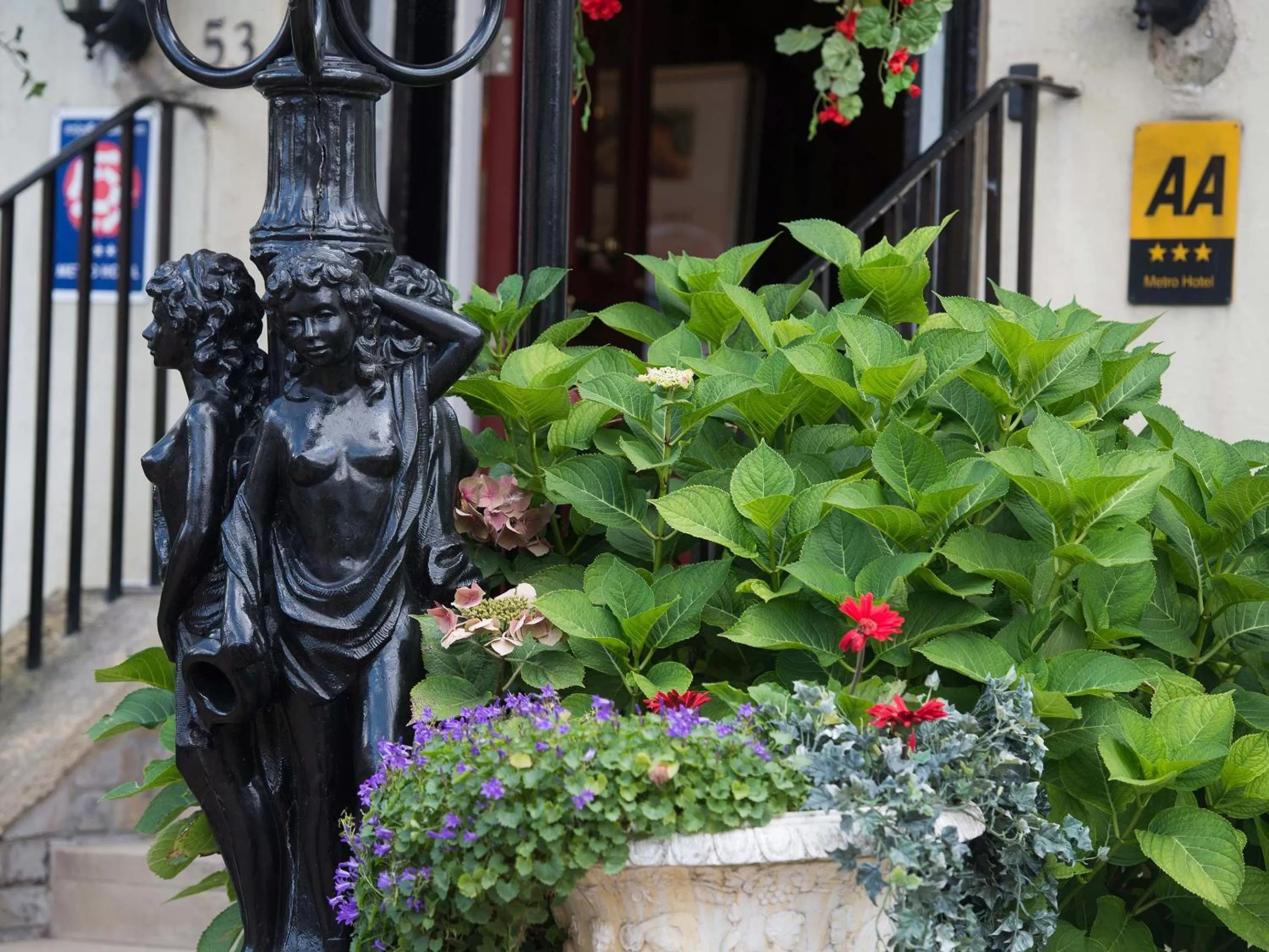 Facade/entrance in Lensfield Hotel