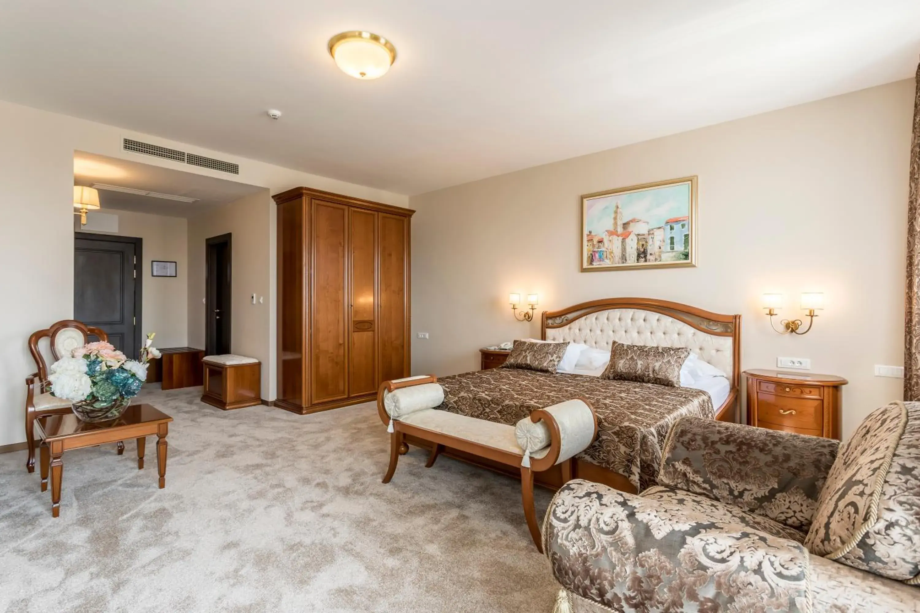 Exclusive Double Room with Balcony - Free Parking in Hotel Cvita Exclusive Double Room with Balcony - Free Parking in Hotel Cvita