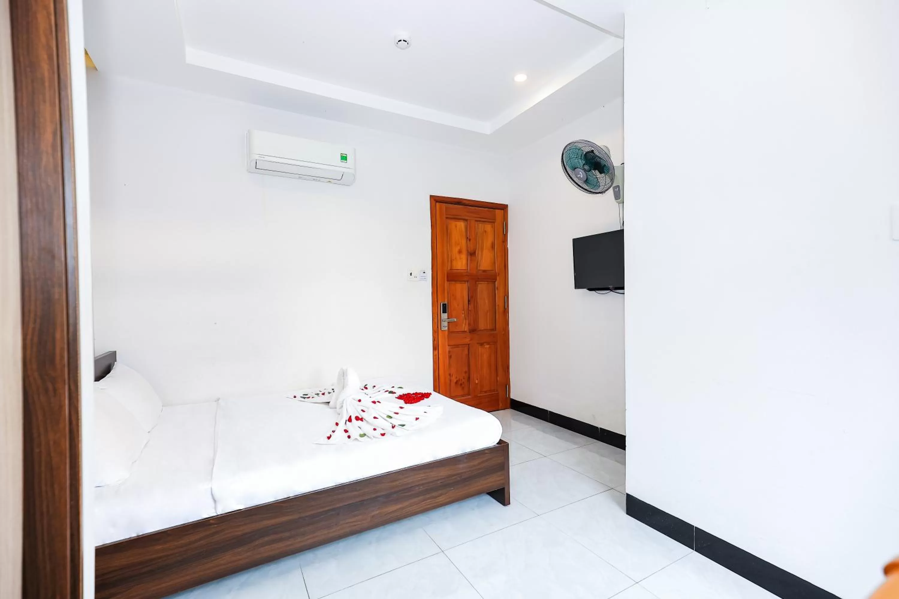 hair dresser, Bed in Ciao Hồng Phúc Hotel